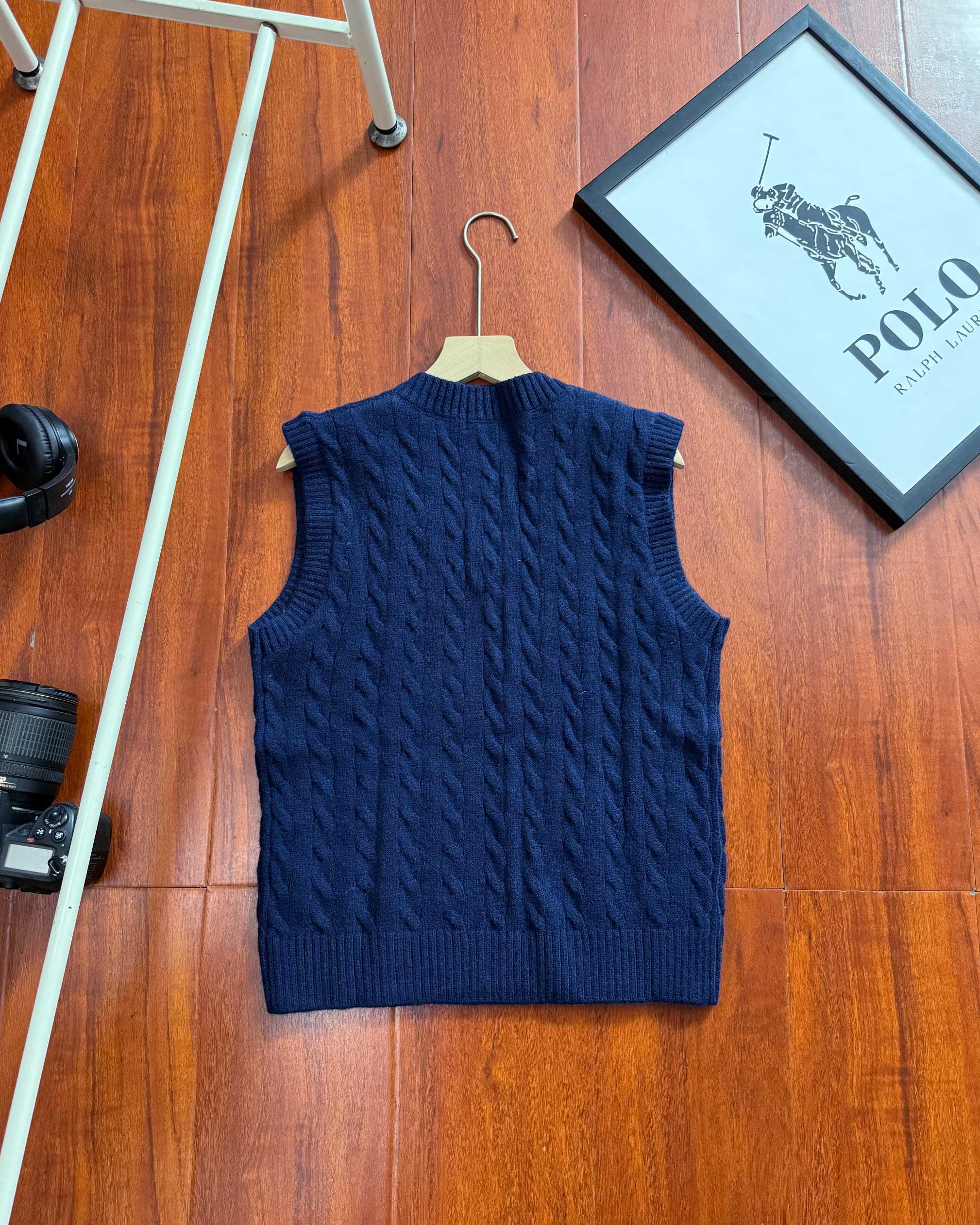 44$ Ralph Lauren V size M-L 615850 RCT136 gallery