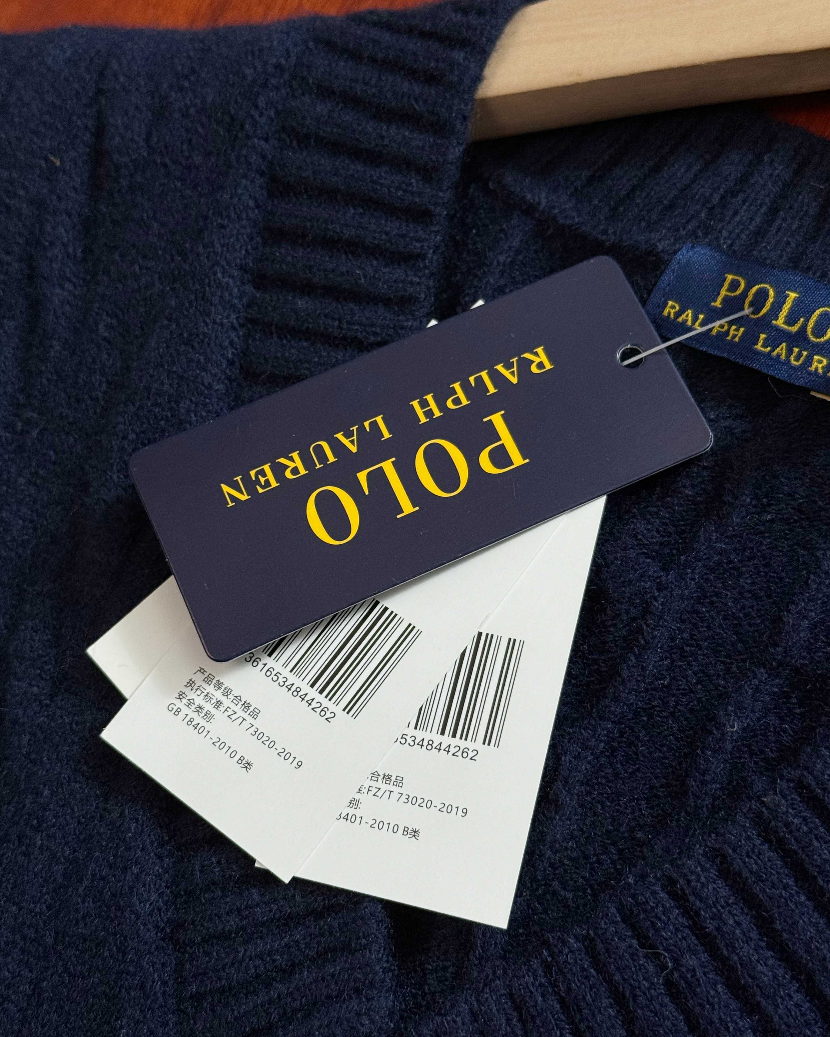 44$ Ralph Lauren V size M-L 615850 RCT136 gallery