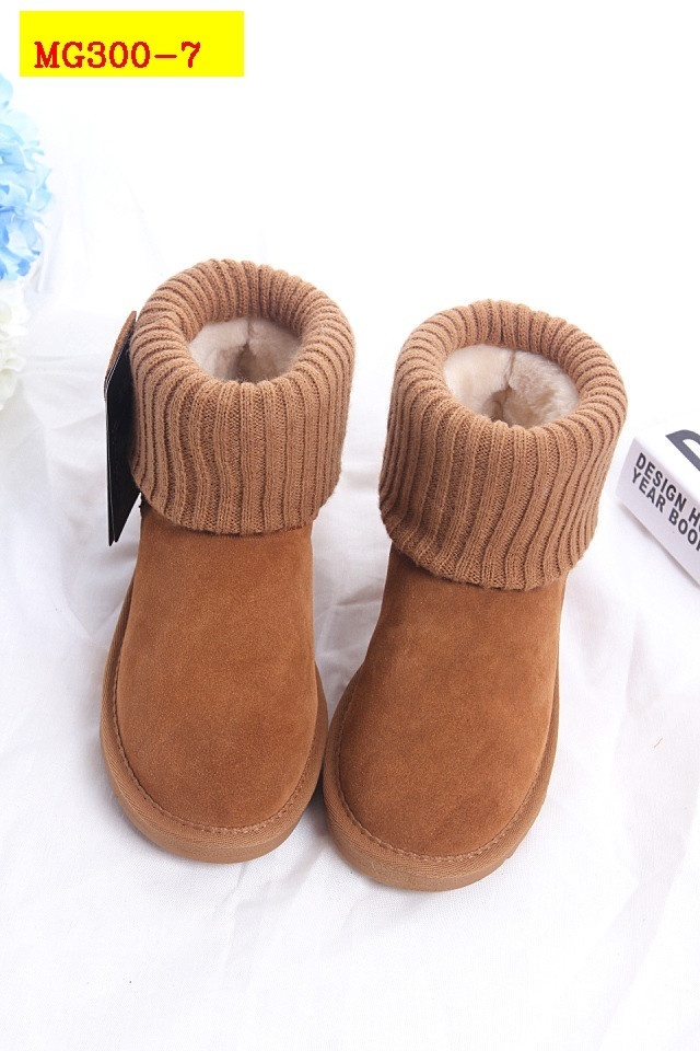 44$ UGG size 34-43 211790 MG300 gallery