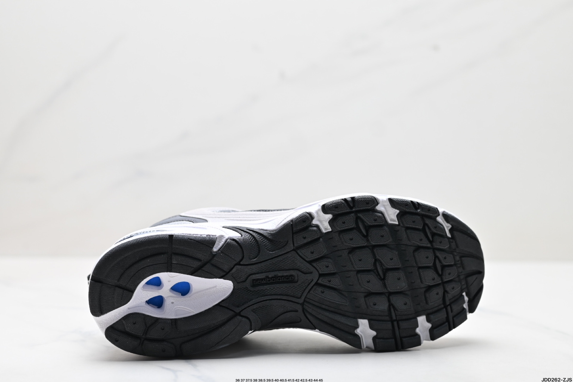 44$ dh New Balance MR530 size 36-45 82504034049 DC41 gallery