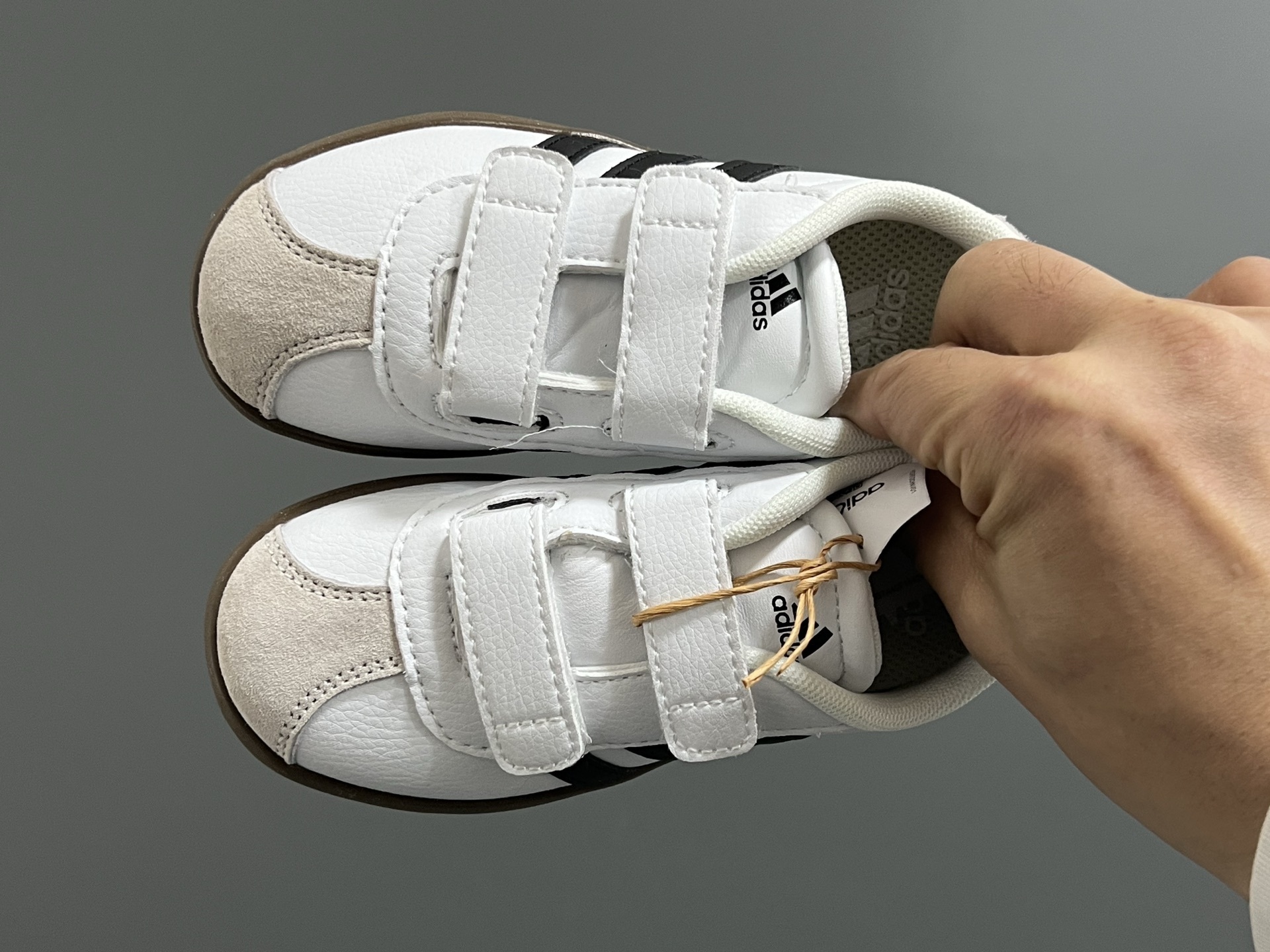 44$ dh adidas for kids size 22-37 62539034047 CDT4 gallery