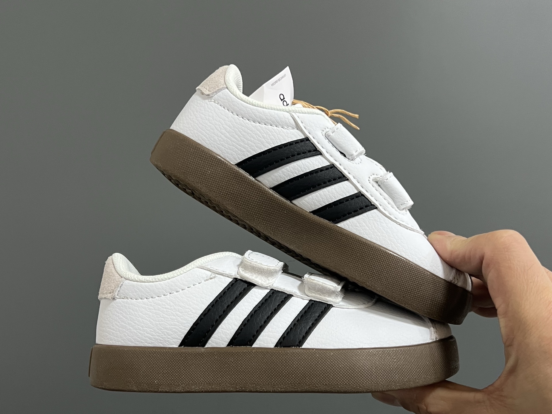 44$ dh adidas for kids size 22-37 62539034047 CDT4 gallery