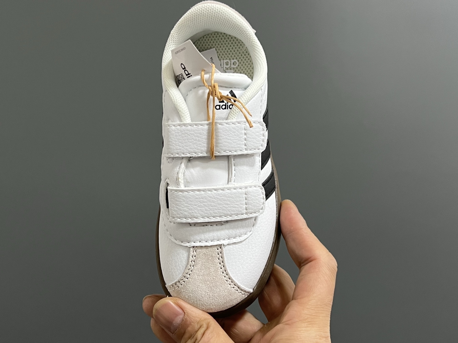 44$ dh adidas for kids size 22-37 62539034047 CDT4 gallery