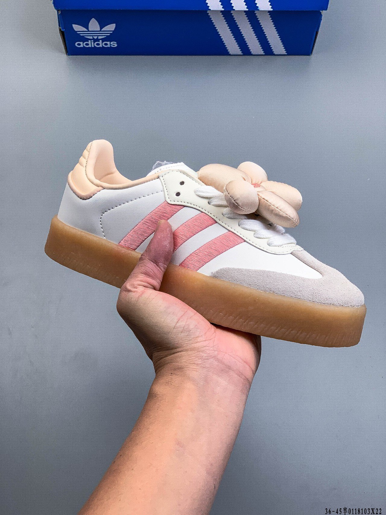 45$ Adidas Originals SAMBAE W size 36-40 half 629230 QE152 gallery