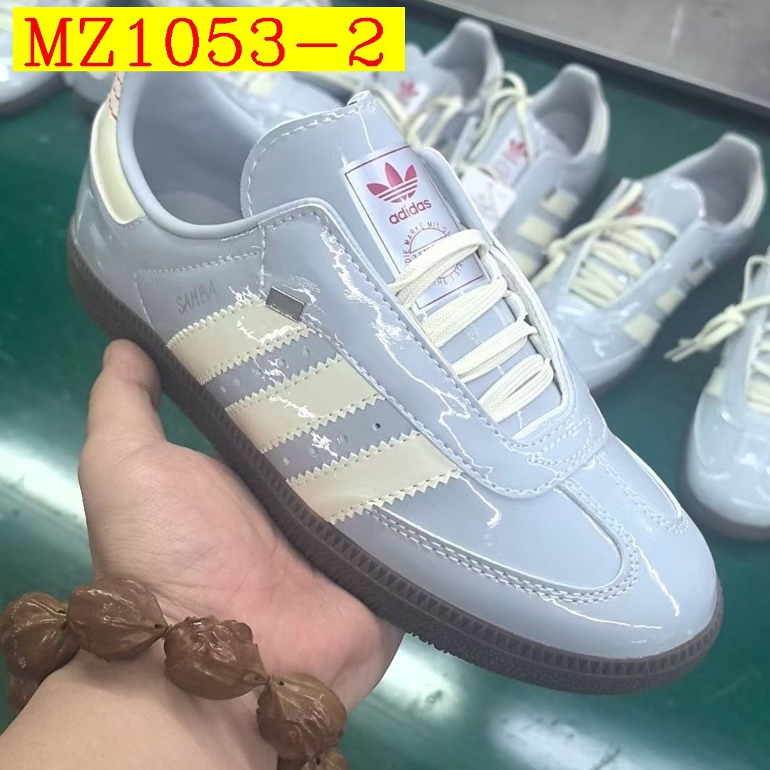 45$ Adidas Samba Size 36-45 half 925290 MZ1053 gallery