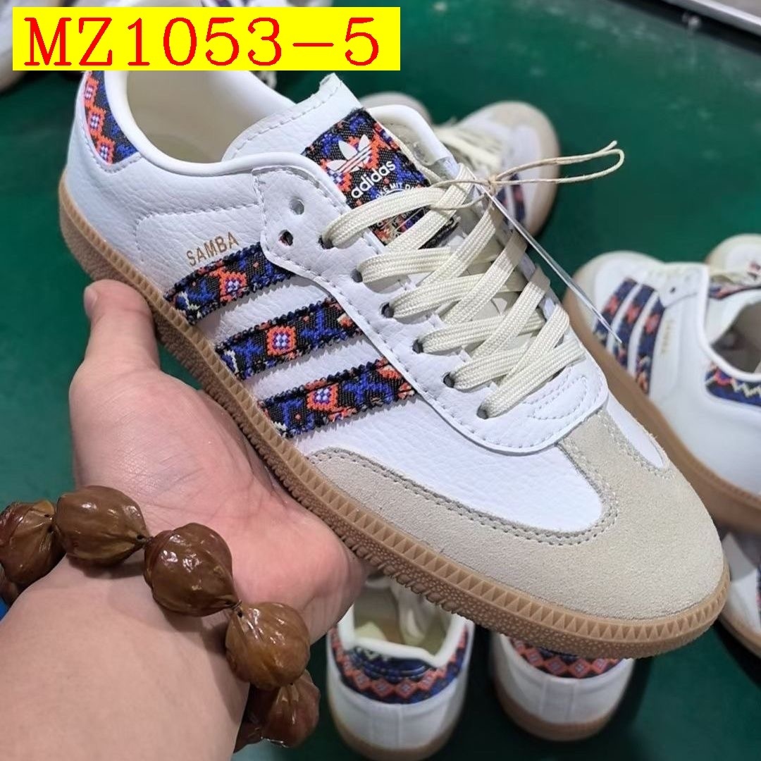 45$ Adidas Samba Size 36-45 half 925290 MZ1053 gallery