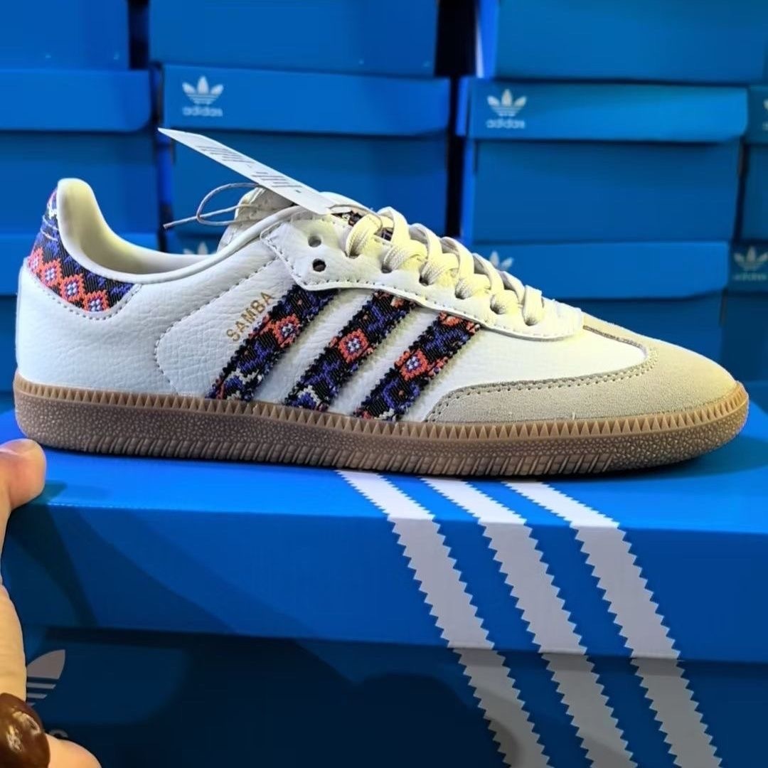 45$ Adidas Samba Size 36-45 half 925290 MZ1053 gallery