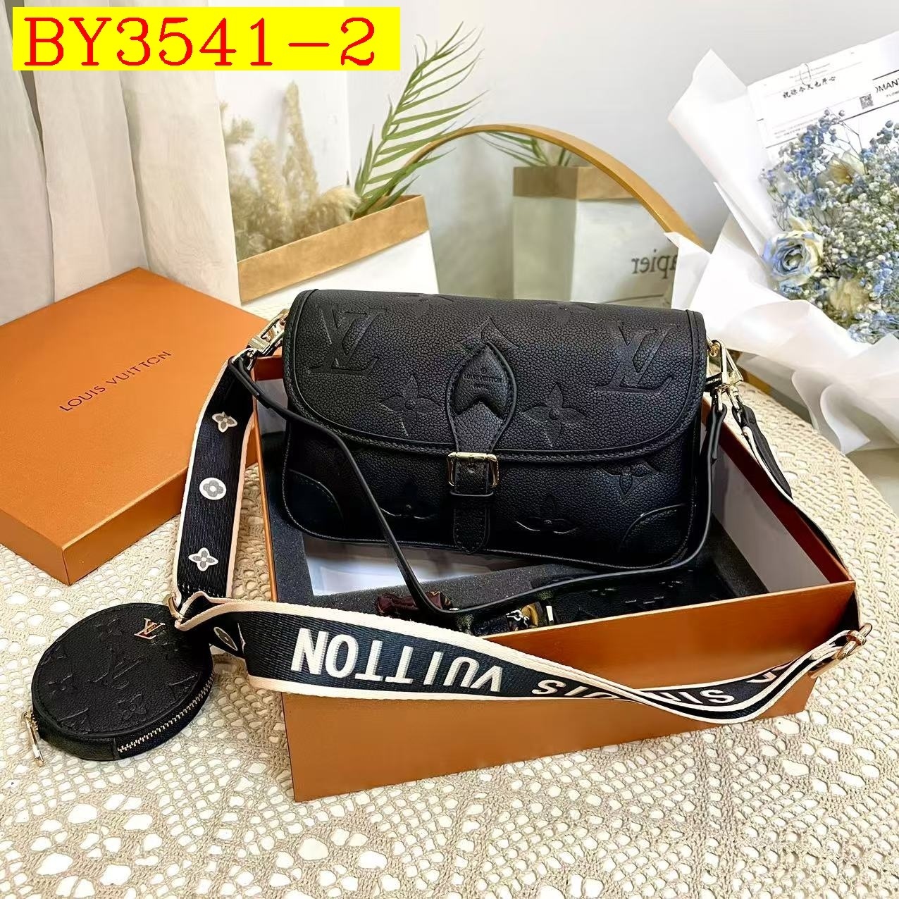 45$ LV Shoulder bag 924450 BY3541 gallery