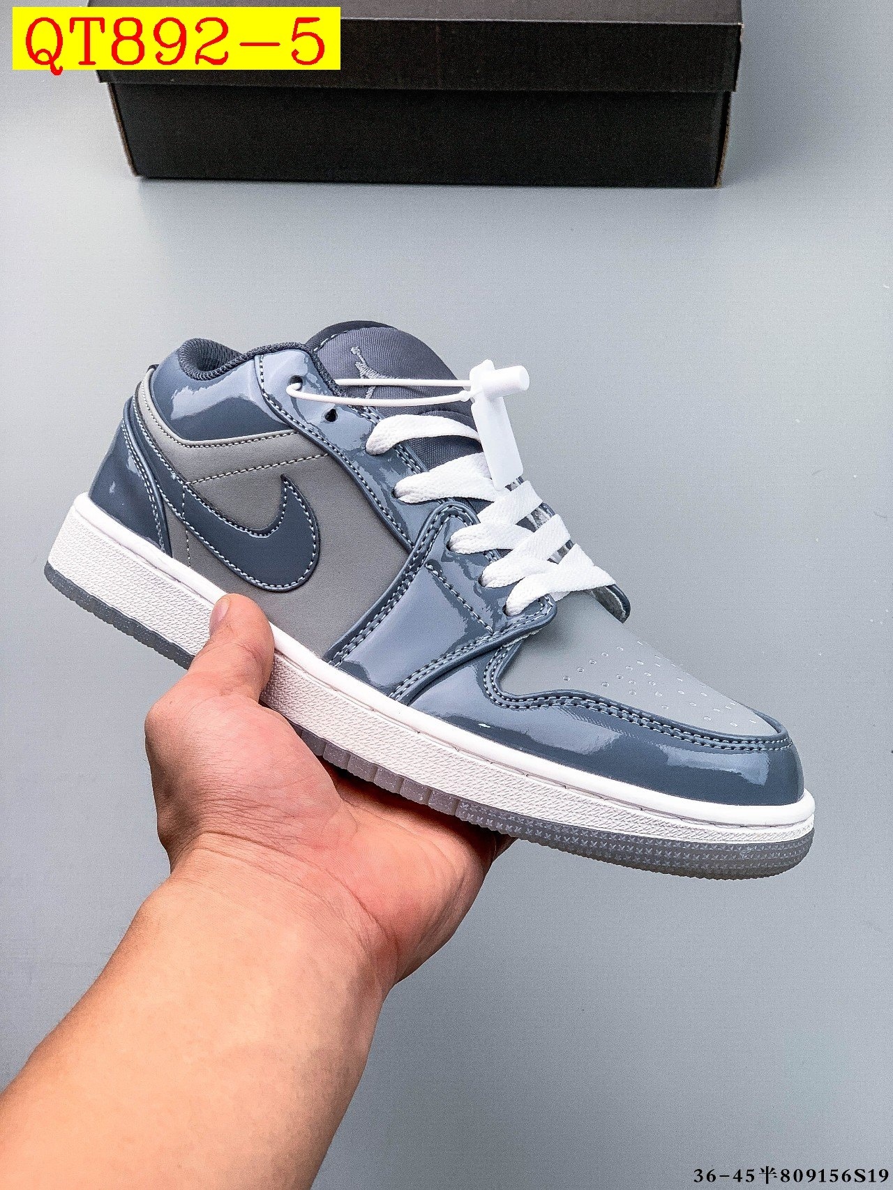 45$ NIKE AIR JORDAN LOW 1 size 36-45 half 616940 QT892 gallery