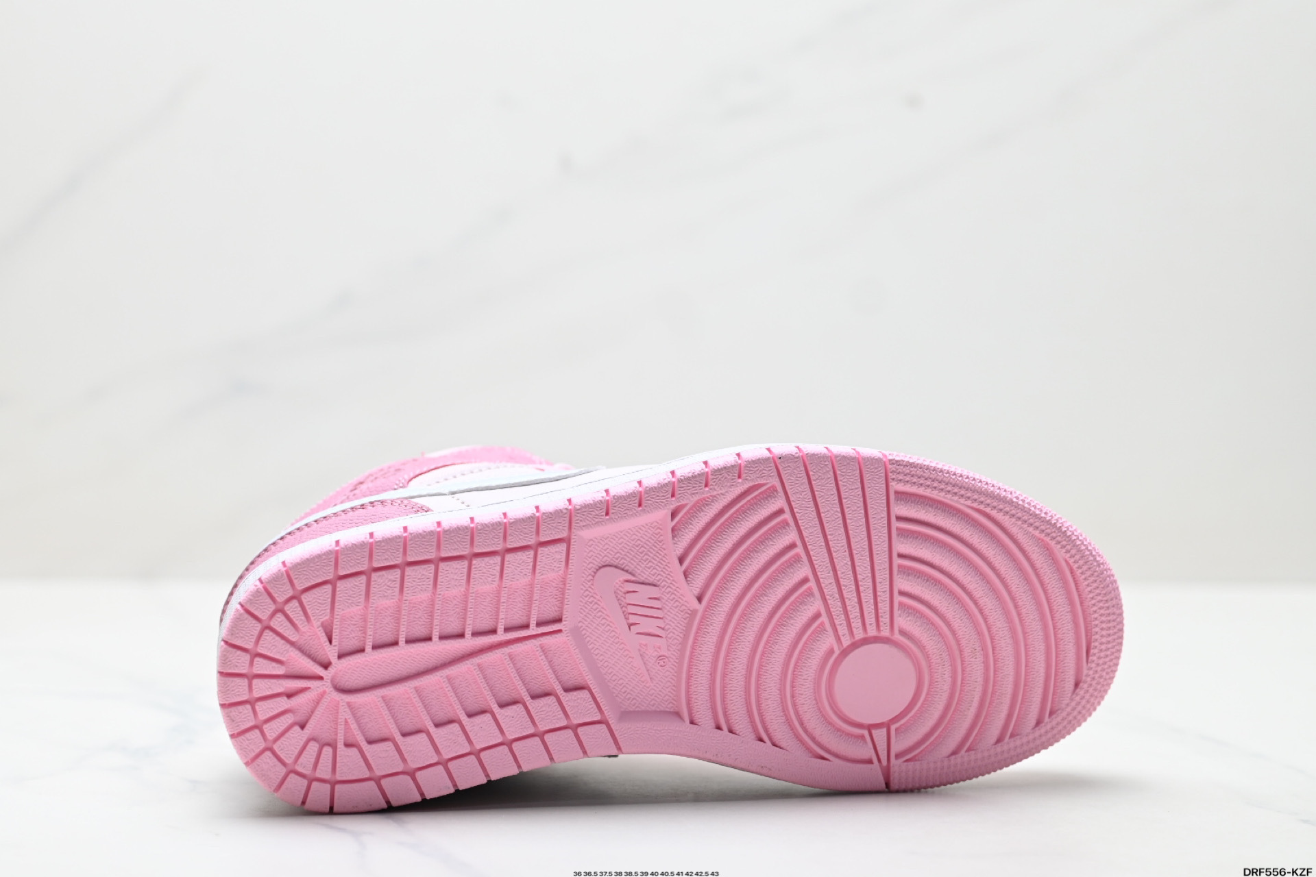 45$ NIKE Air Jordan 1 Retro Mid half size 36-43 518940 MZ575 gallery