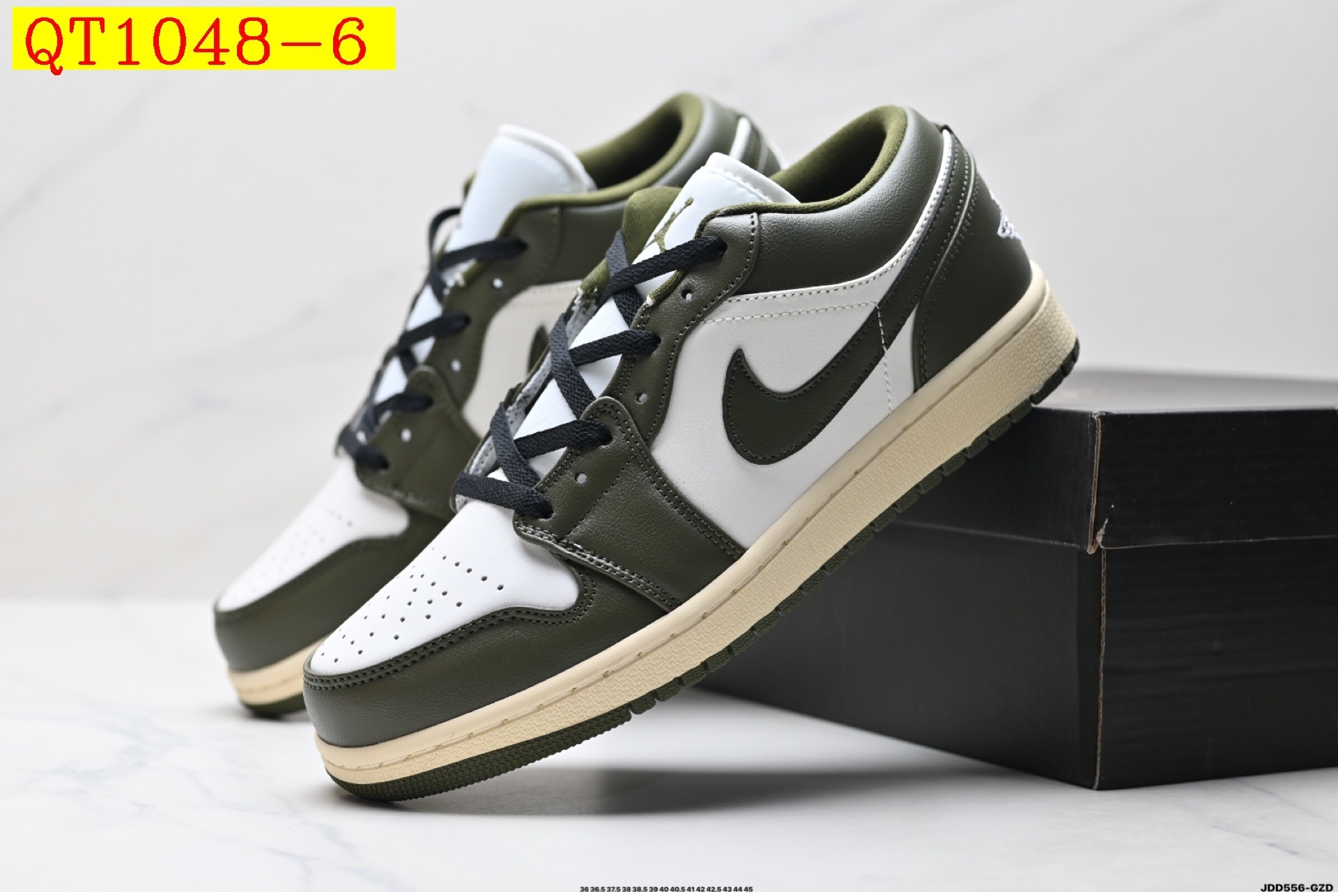 45$ Nike Air Jordan 1 Low Size 36-45 half 127090 QT1048 gallery