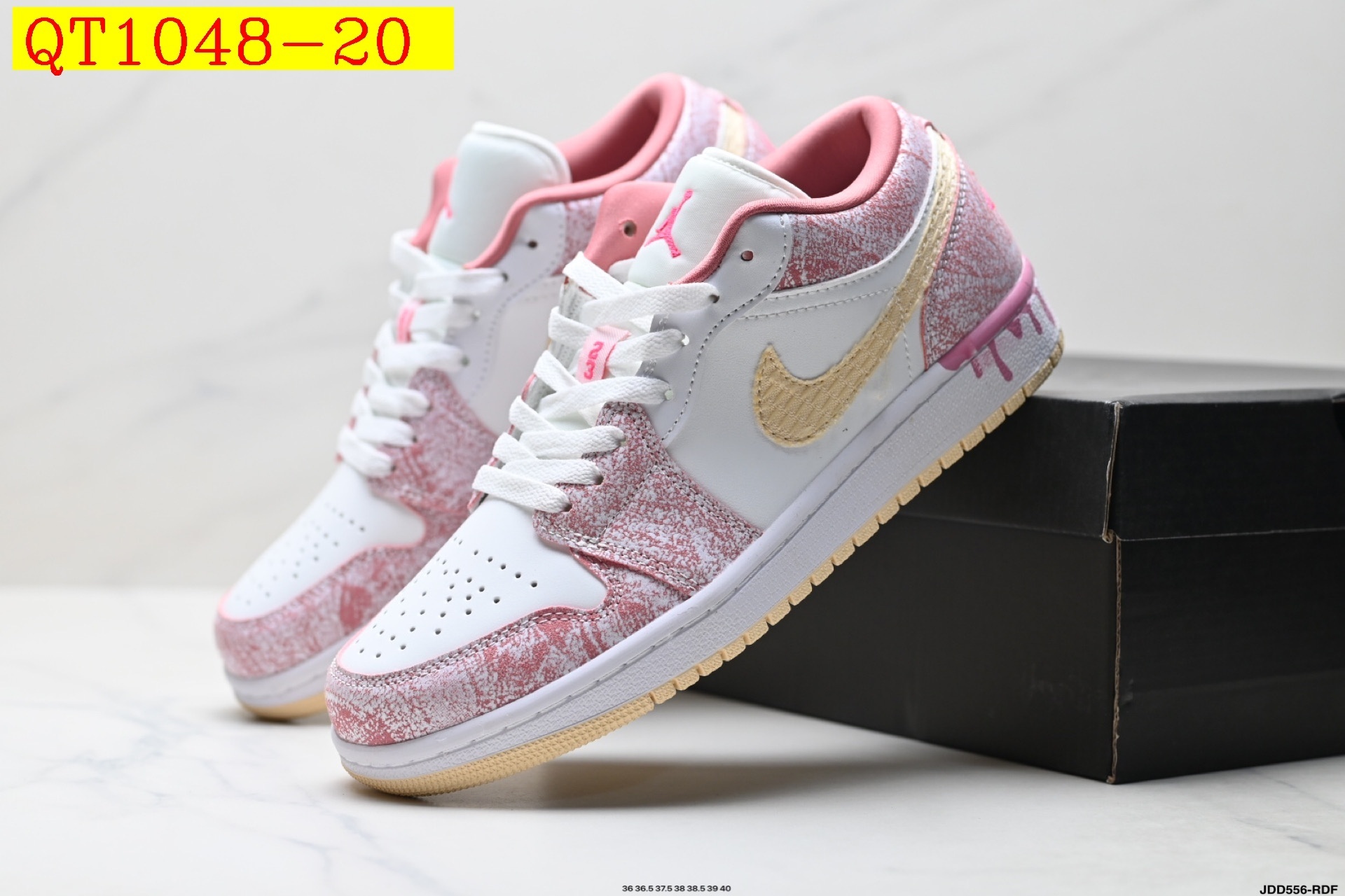 45$ Nike Air Jordan 1 Low Size 36-45 half 127090 QT1048 gallery