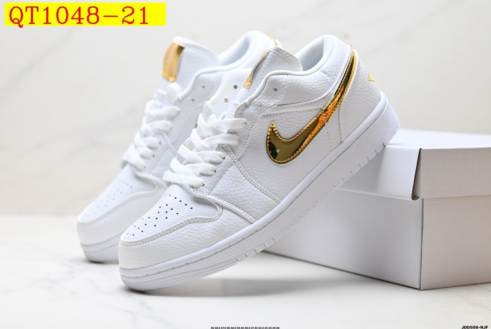 45$ Nike Air Jordan 1 Low Size 36-45 half 127090 QT1048 gallery