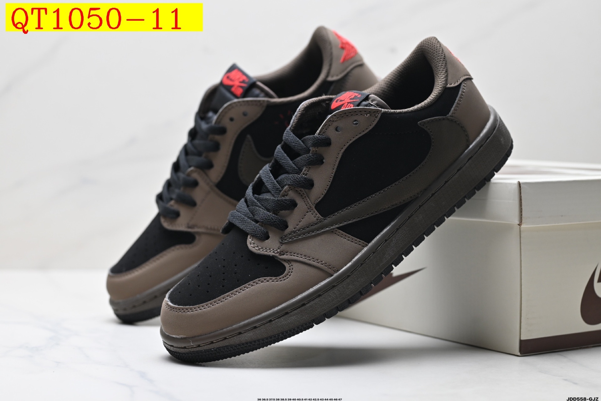 45$ Nike Air Jordan 1 Low Size 36-45 half 320020 QT1050 gallery