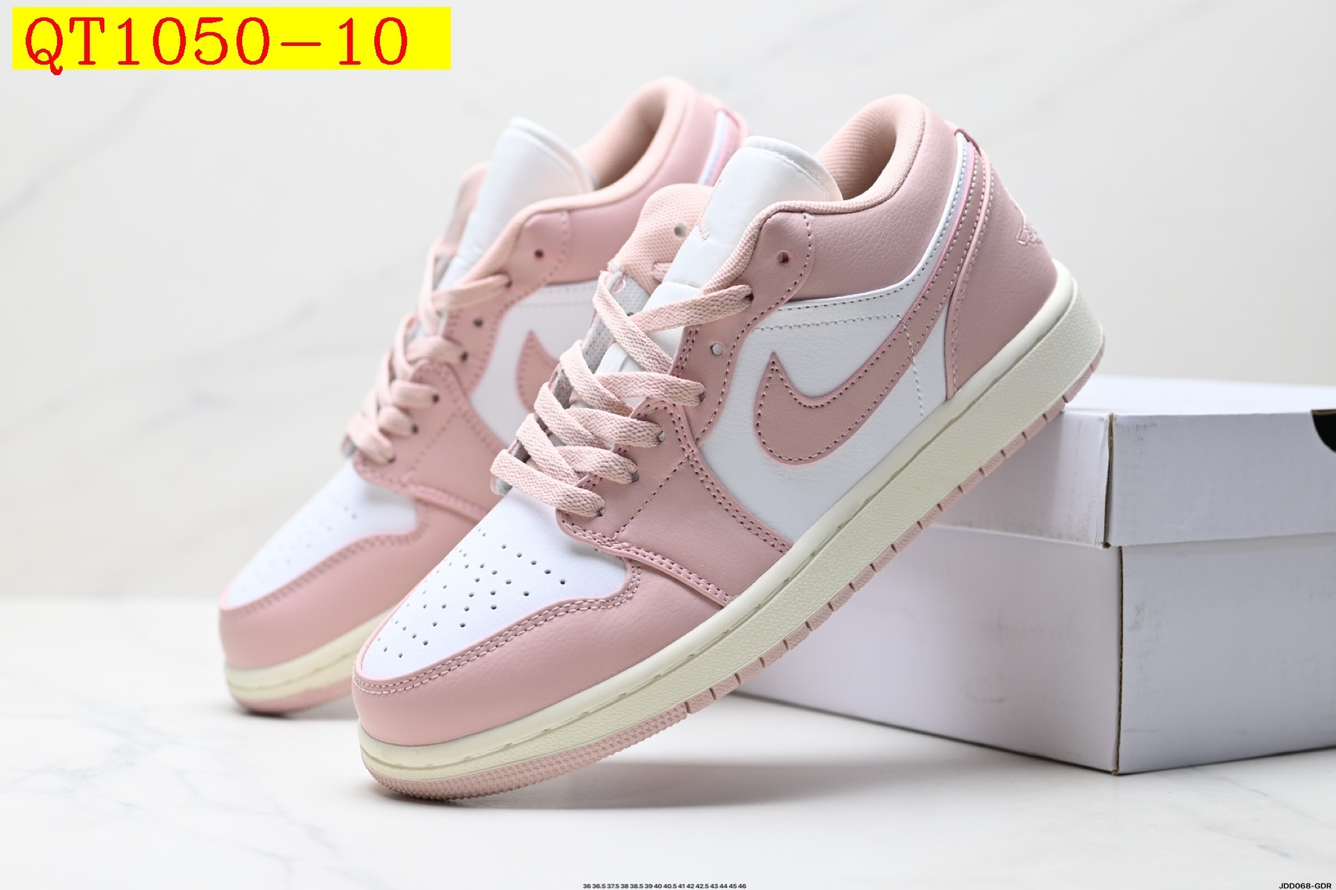 45$ Nike Air Jordan 1 Low Size 36-45 half 320020 QT1050 gallery