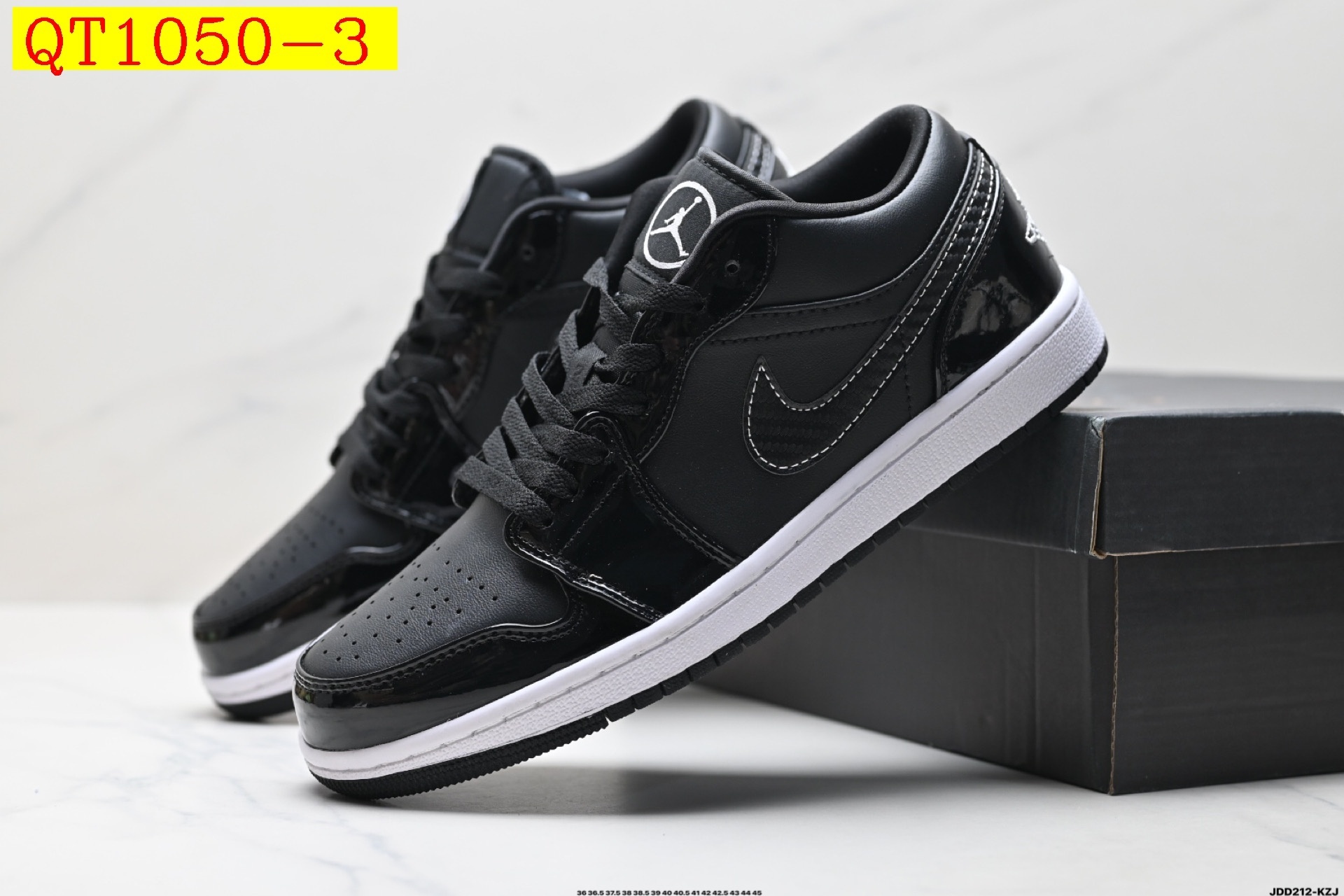 45$ Nike Air Jordan 1 Low Size 36-45 half 320020 QT1050 gallery