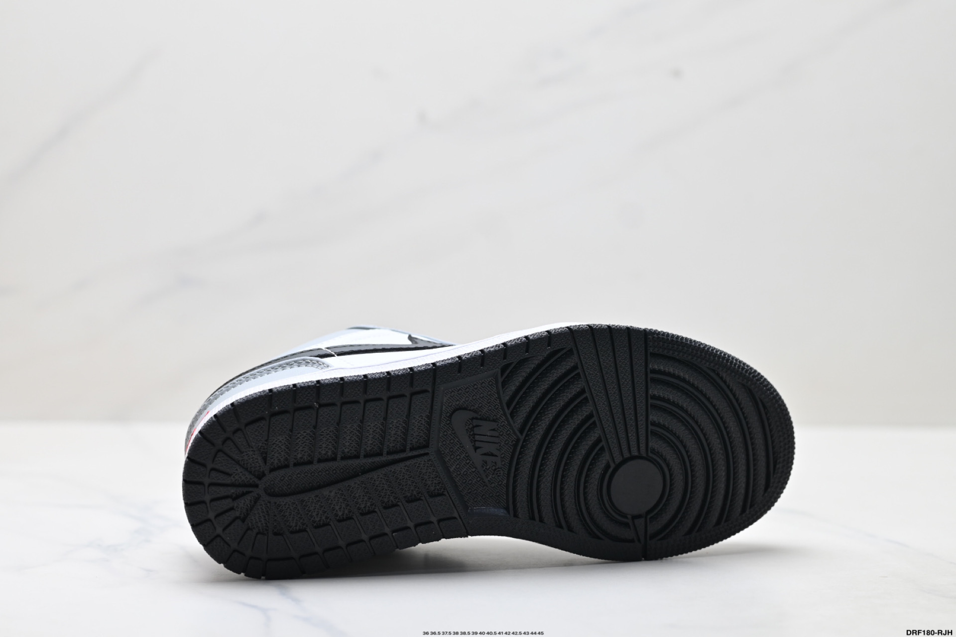 45$ Nike Air Jordan 1 Low Size 36-45 half 711950 ZM88 gallery