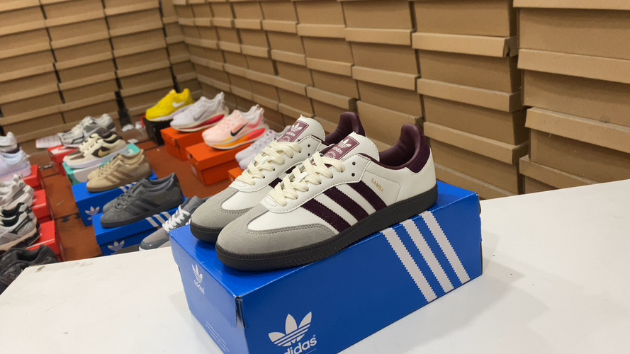 45$ adidas Originals Samba OG size 36-45 827210 MZ1003 gallery