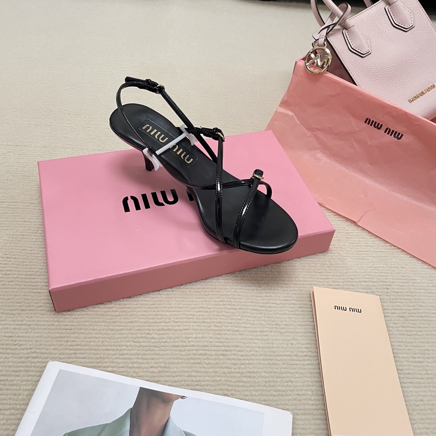 45$ dh Miu Miu 2025 size 34-41 42516034152 JDS720 gallery