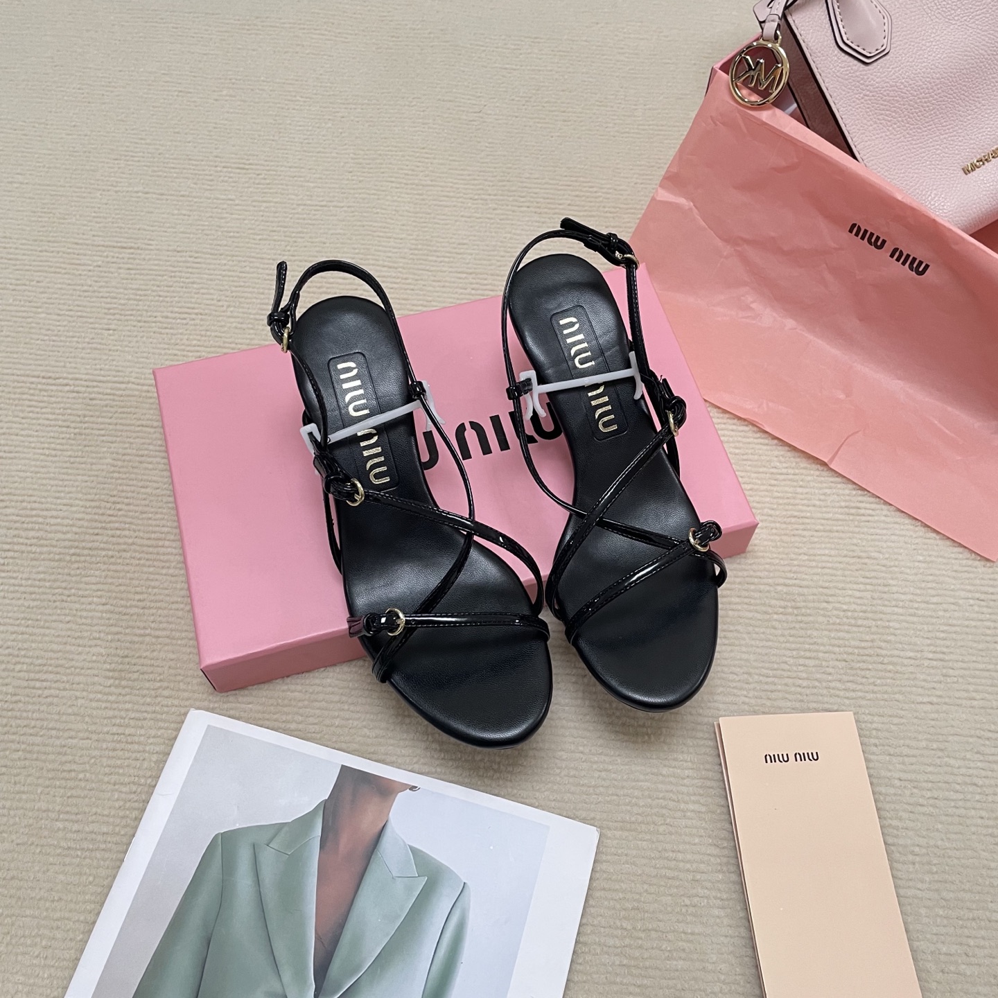 45$ dh Miu Miu 2025 size 34-41 42516034152 JDS720 gallery