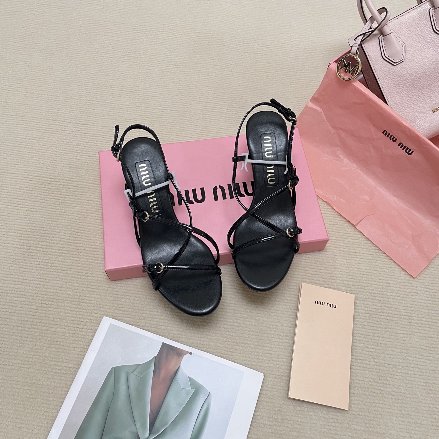 45$ dh Miu Miu 2025 size 34-41 42516034152 JDS720 gallery