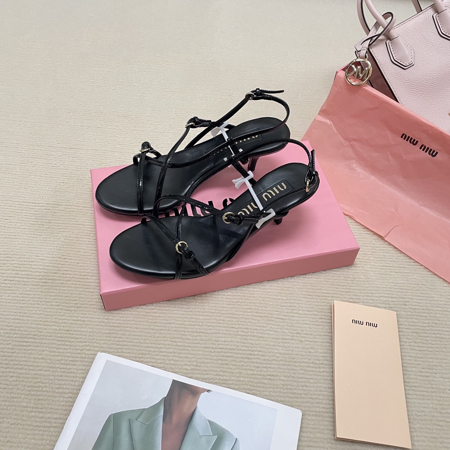 45$ dh Miu Miu 2025 size 34-41 42516034152 JDS720 gallery