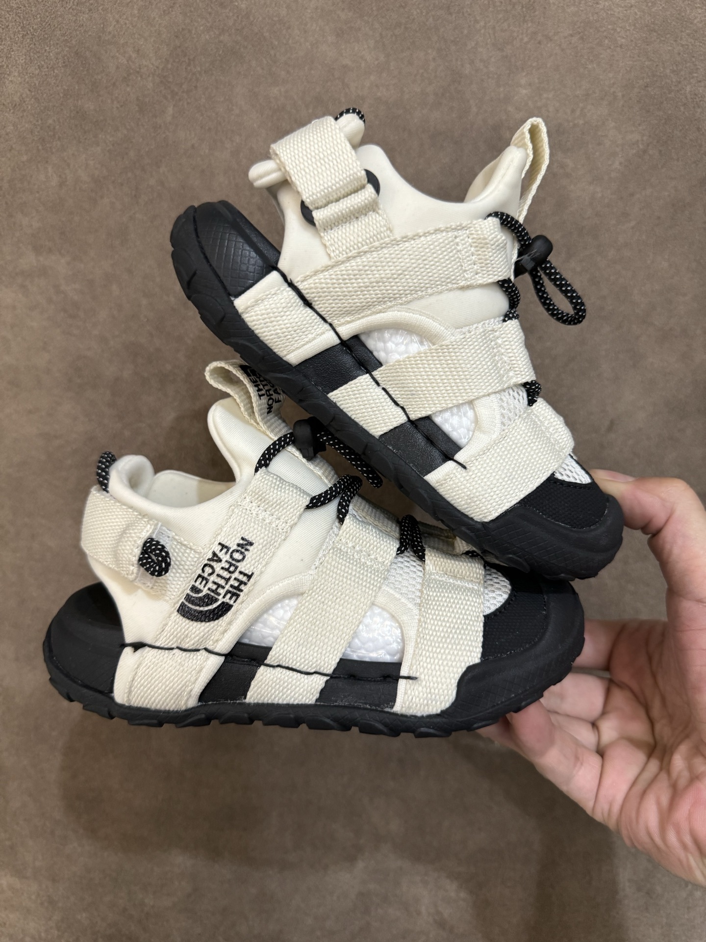 45$ the north face for kids size 25-35 527550 CDT178 gallery