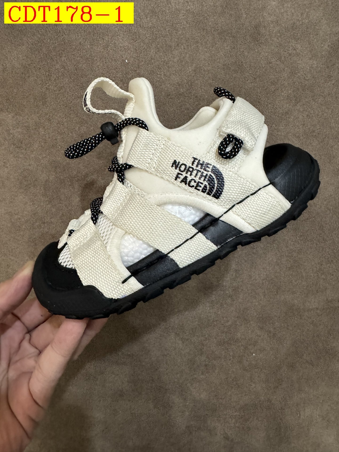45$ the north face for kids size 25-35 527550 CDT178 gallery