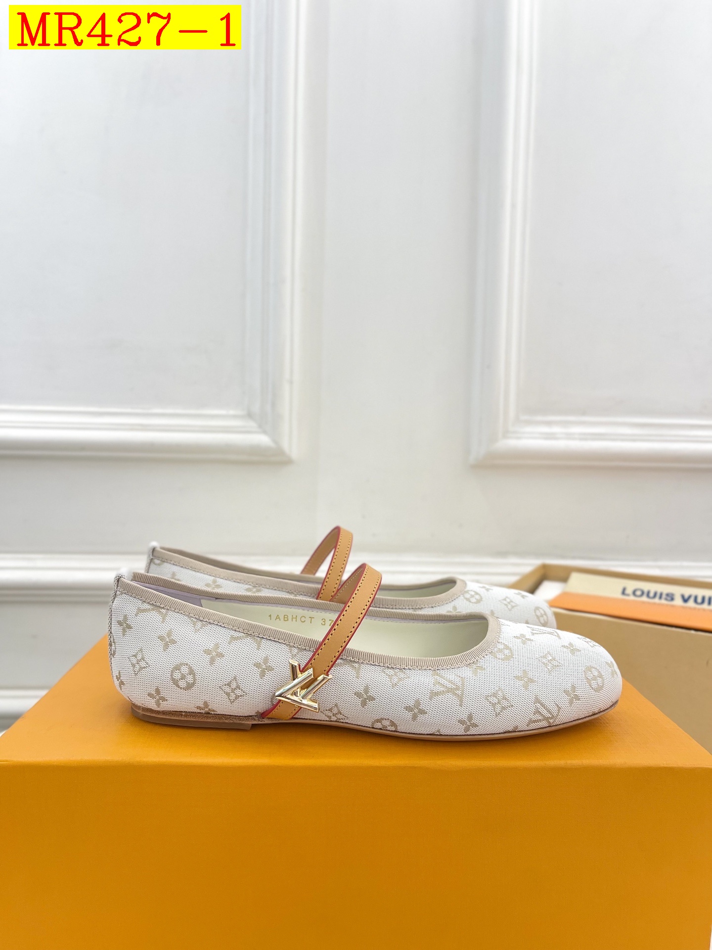 46$ Lv ROMY size 35-42 725100 MR427 gallery