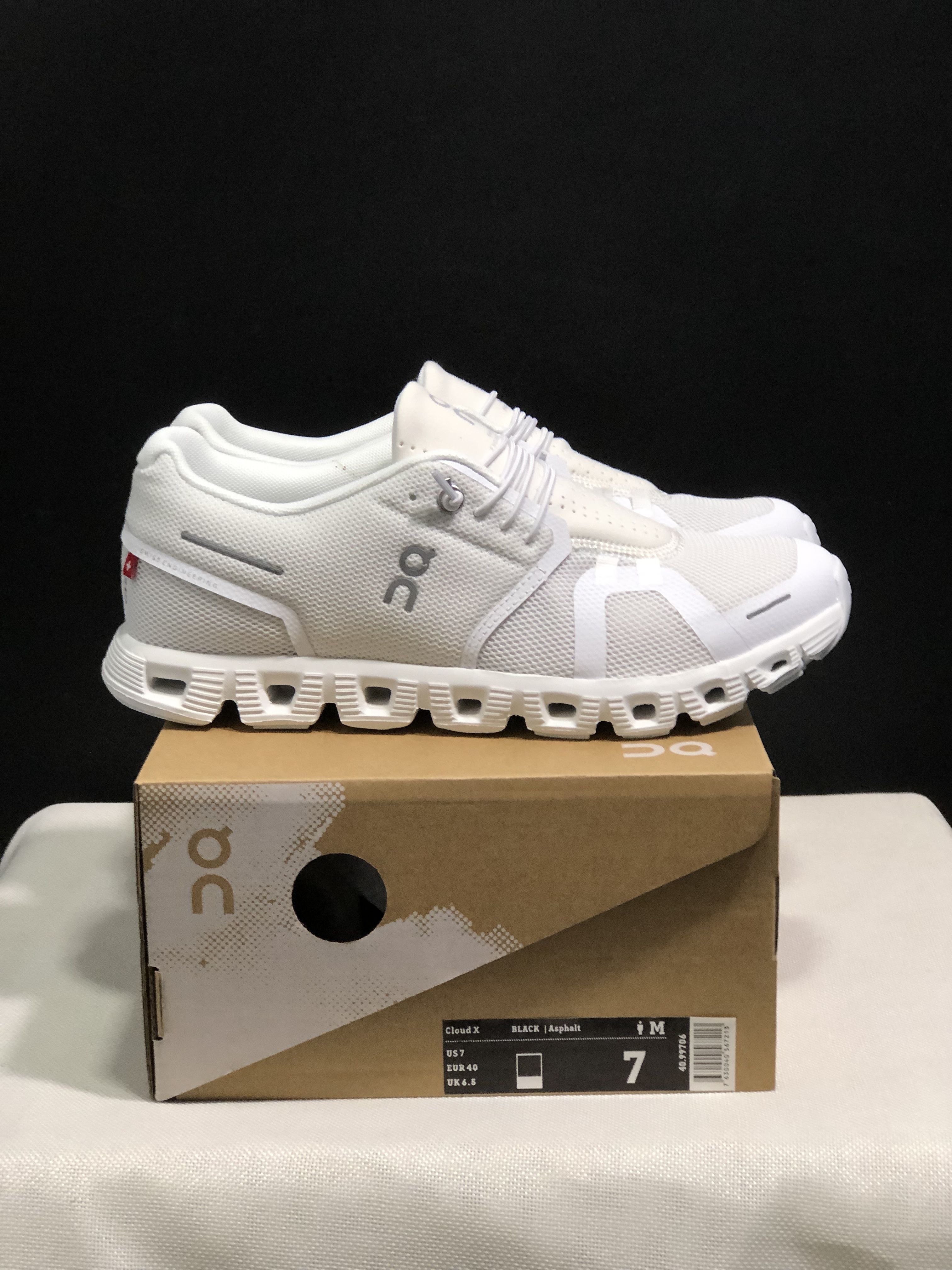 46$ On Cloud 5 2 size 36-45 CHT4 gallery