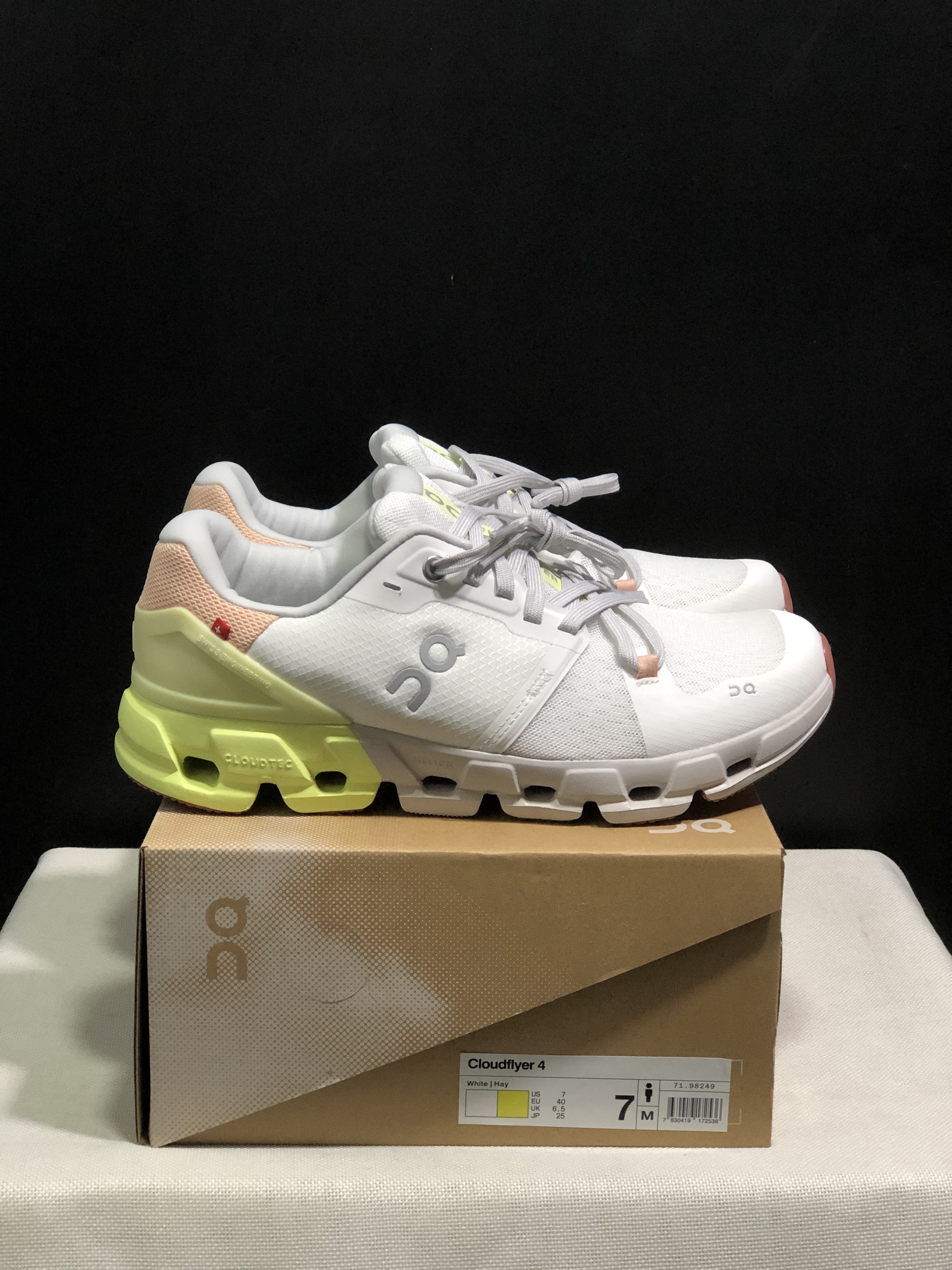 46$ On Cloudflyer 4 size 36-45 CHT22 gallery