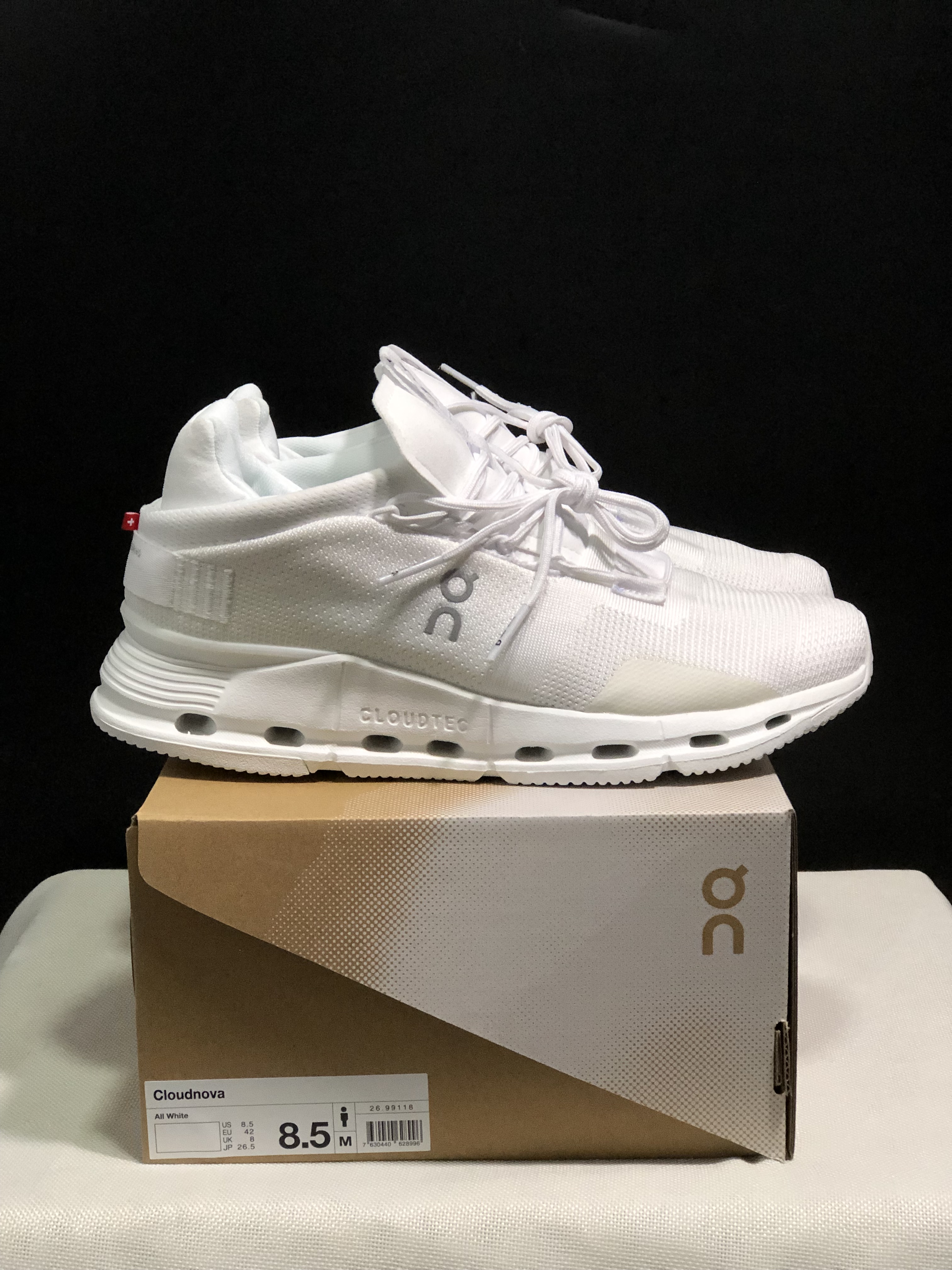 46$ On Cloudnova size 36-45 CHT24 gallery