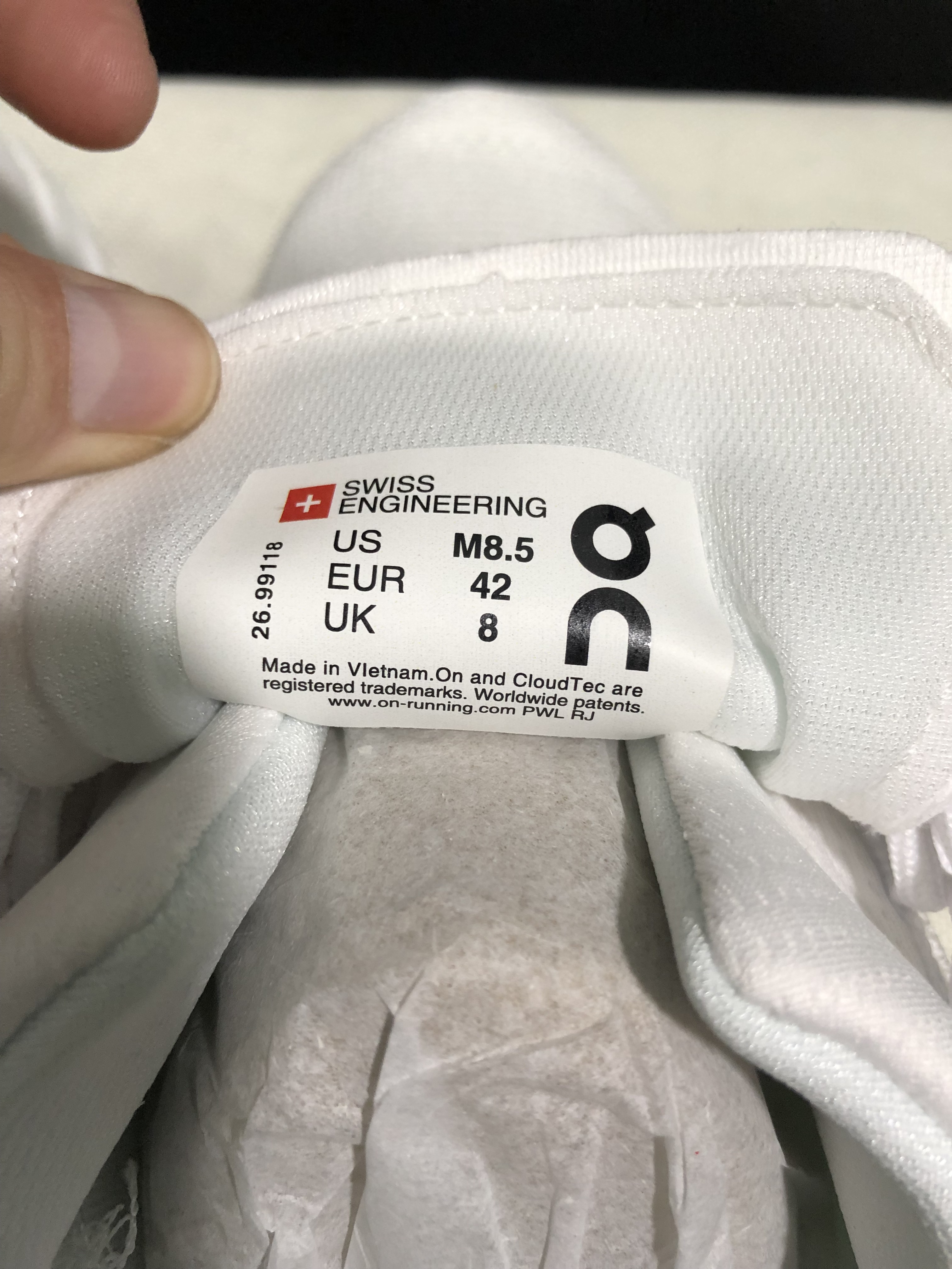 46$ On Cloudnova size 36-45 CHT24 gallery