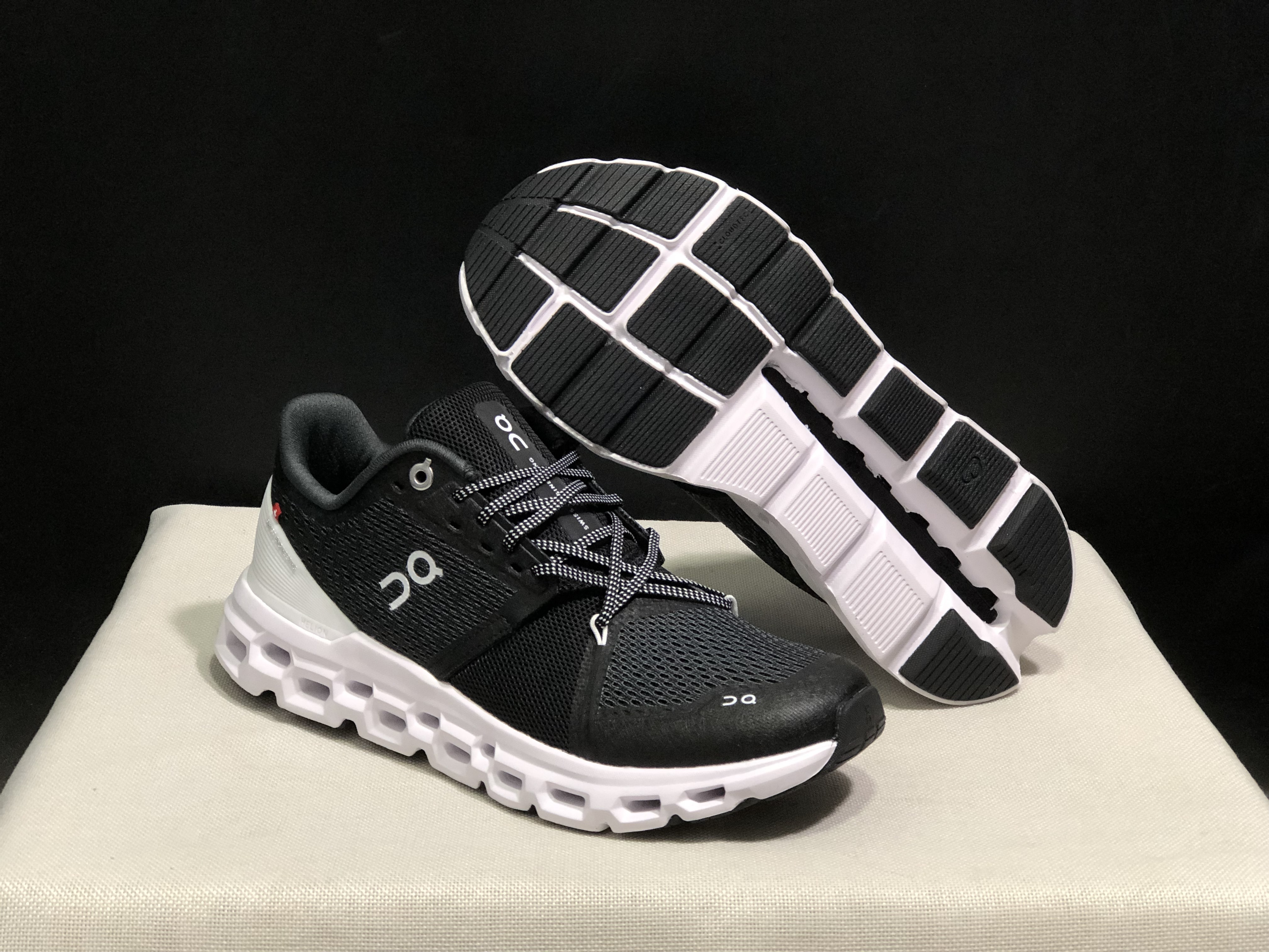 46$ On Cloudstratus Half size 36-46 CHT26 gallery