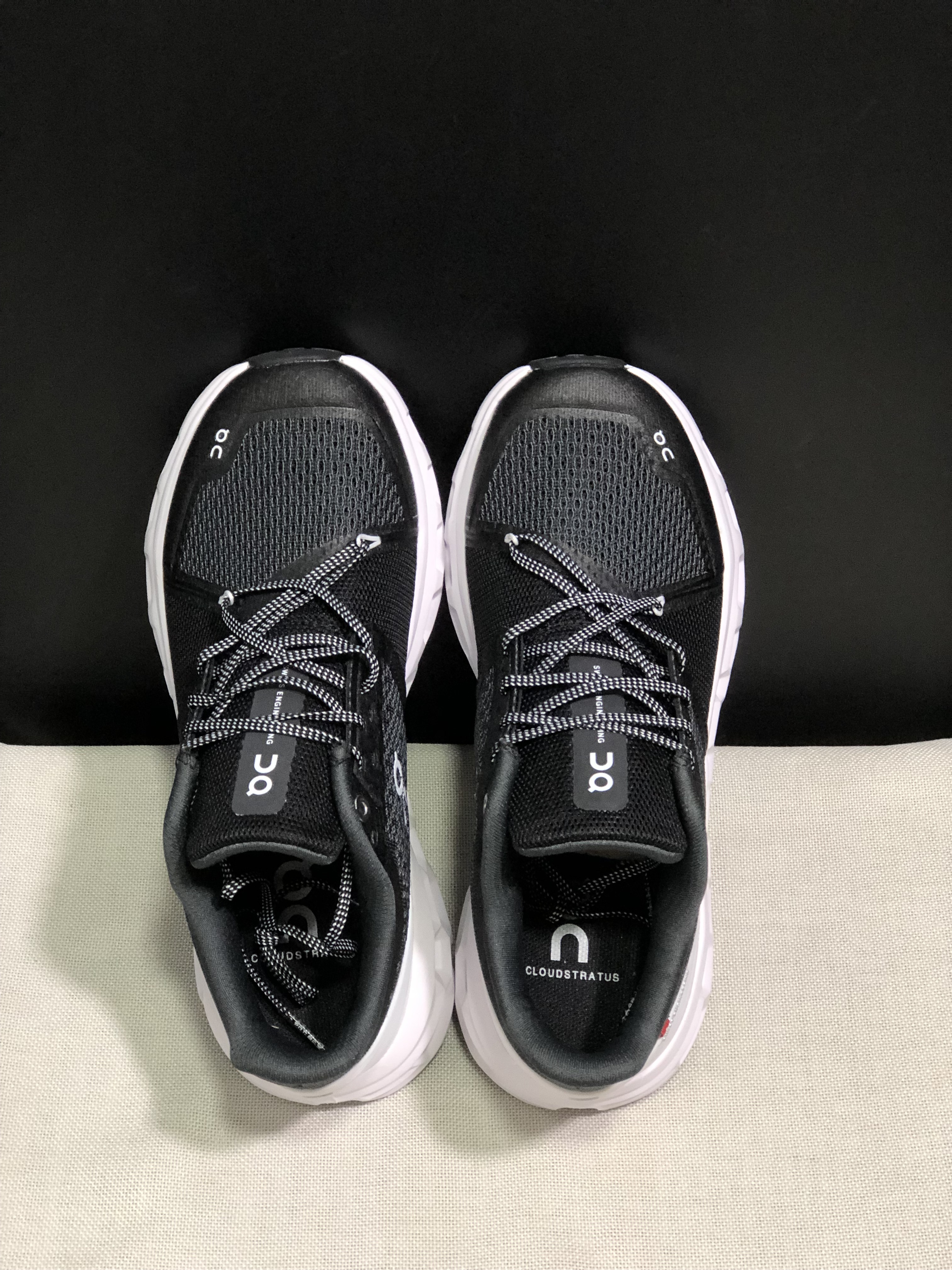 46$ On Cloudstratus Half size 36-46 CHT26 gallery