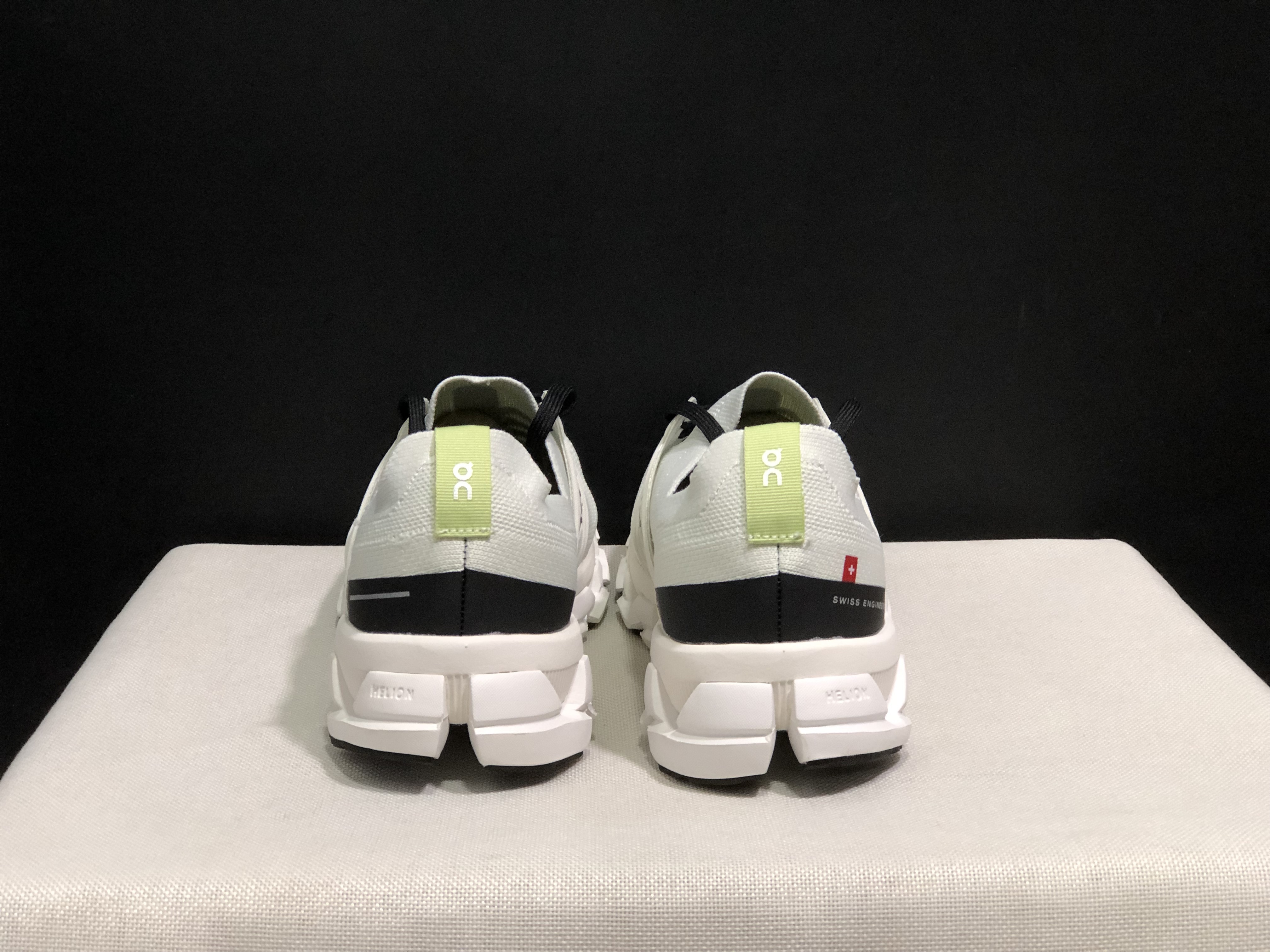 46$ On Cloudswift 3 size 36-46 CHT30 gallery