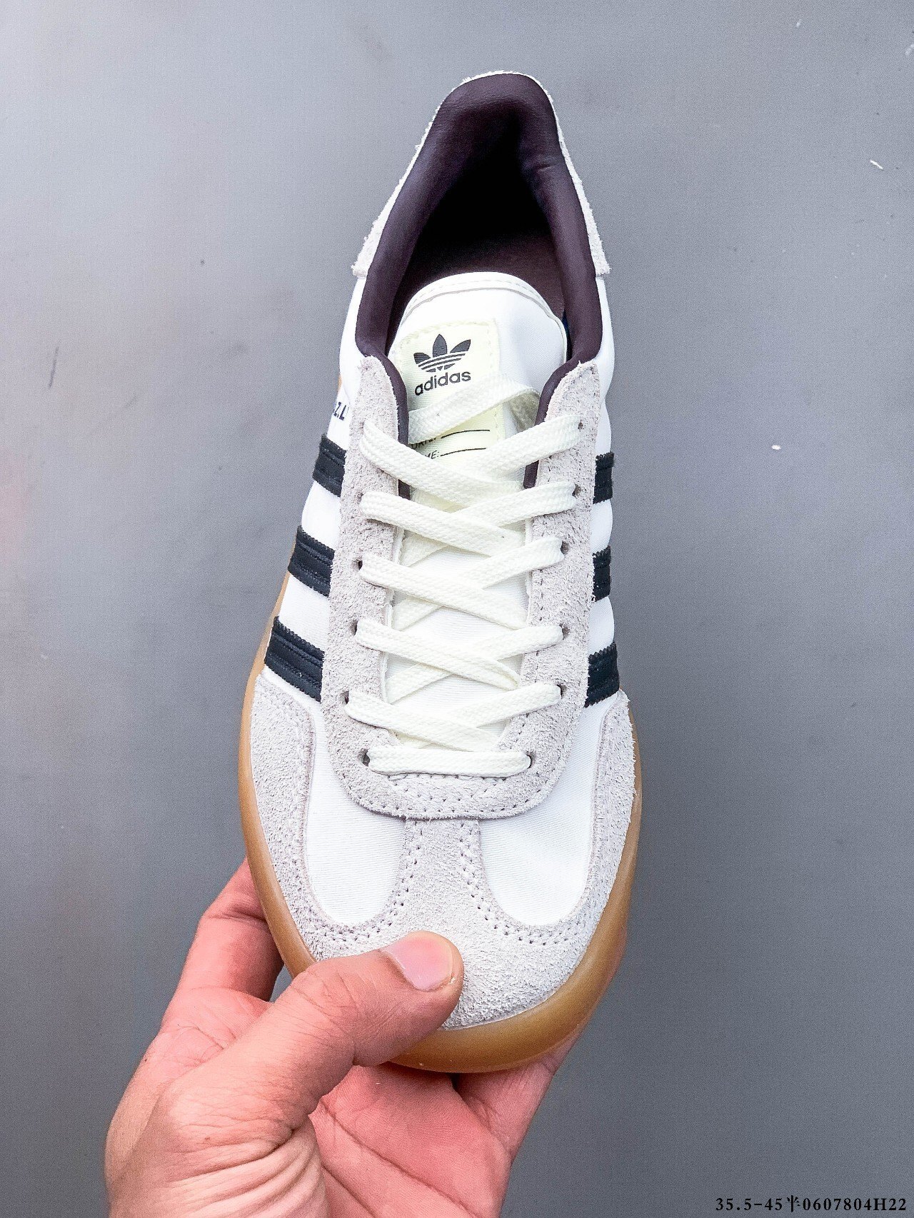 47$ Adidas Gazelle size 36-45 half 723230 QT374 gallery