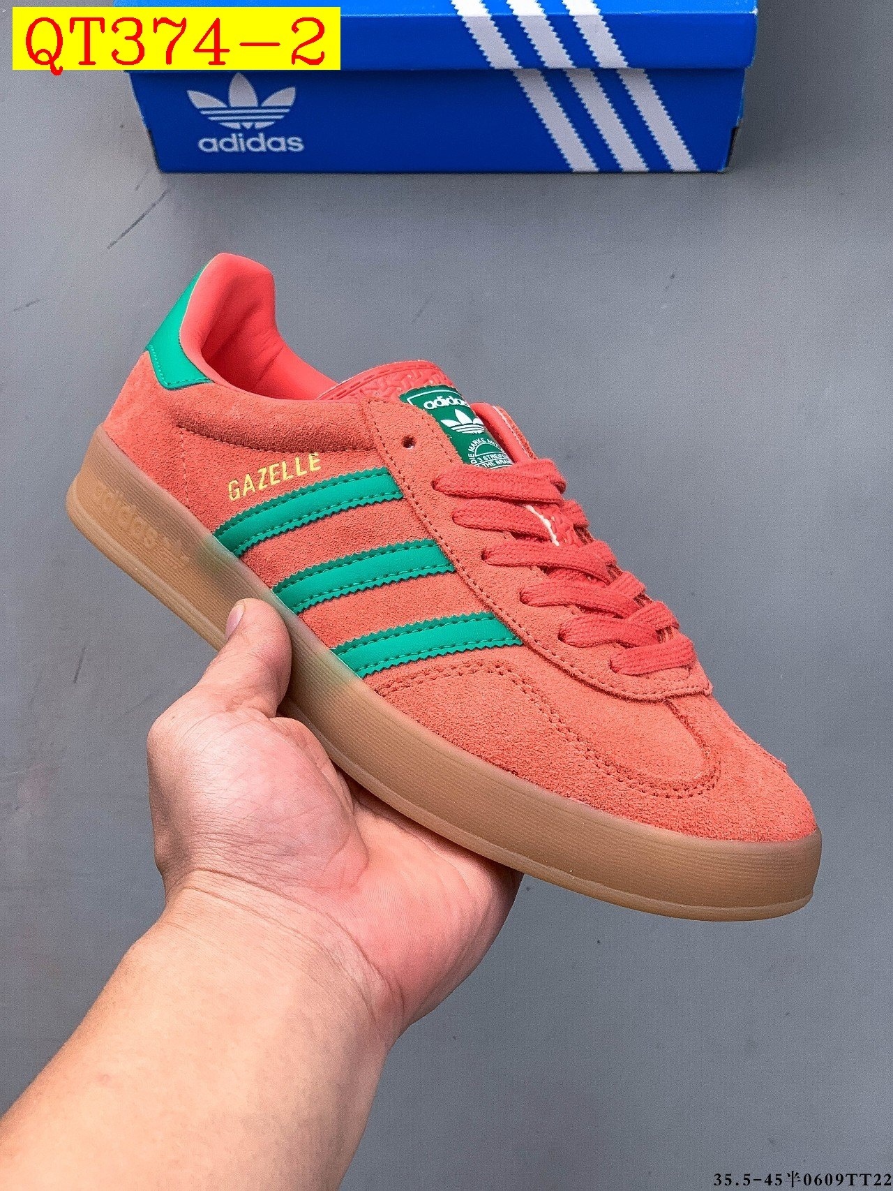 47$ Adidas Gazelle size 36-45 half 723230 QT374 gallery