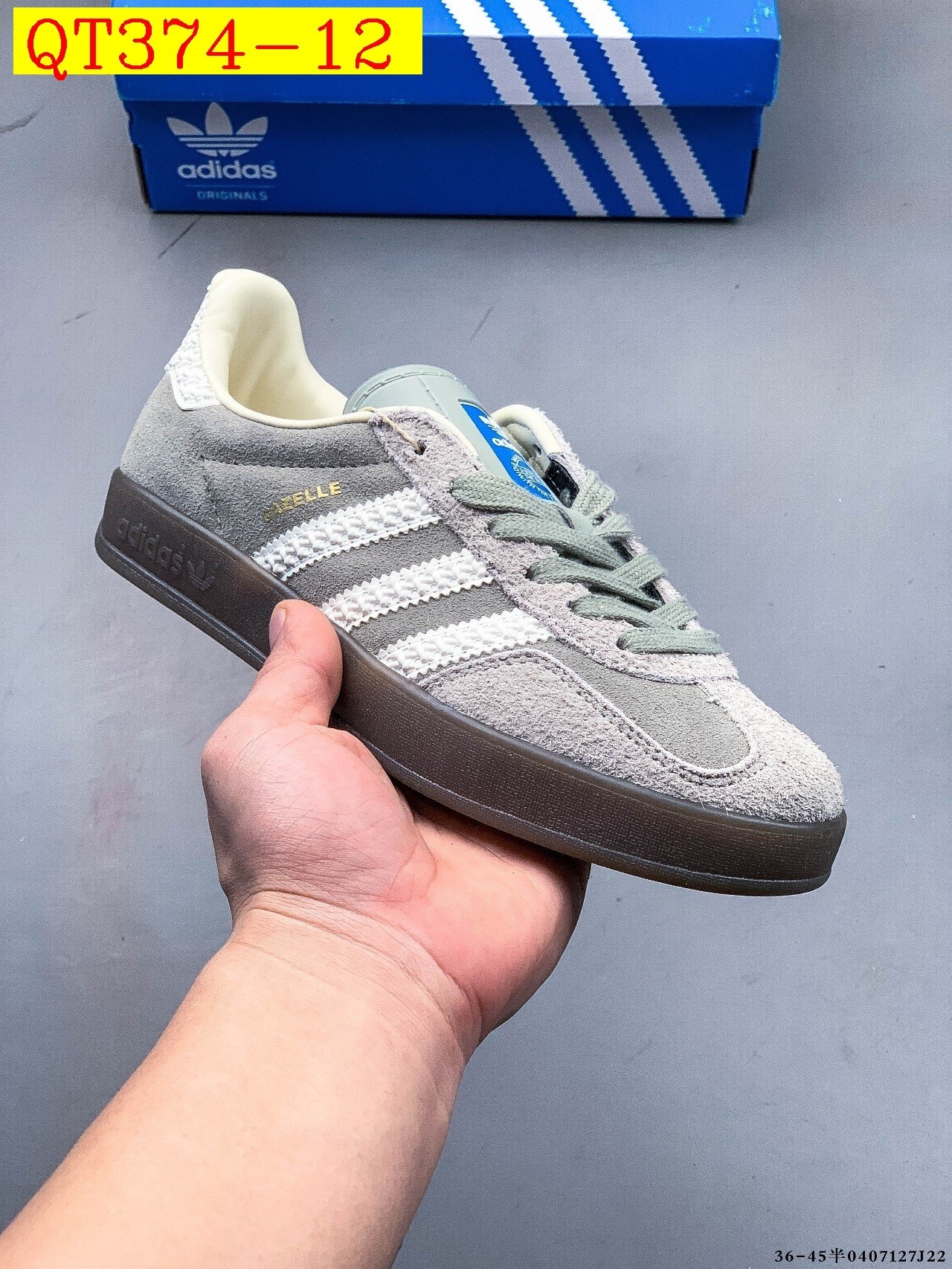 47$ Adidas Gazelle size 36-45 half 723230 QT374 gallery