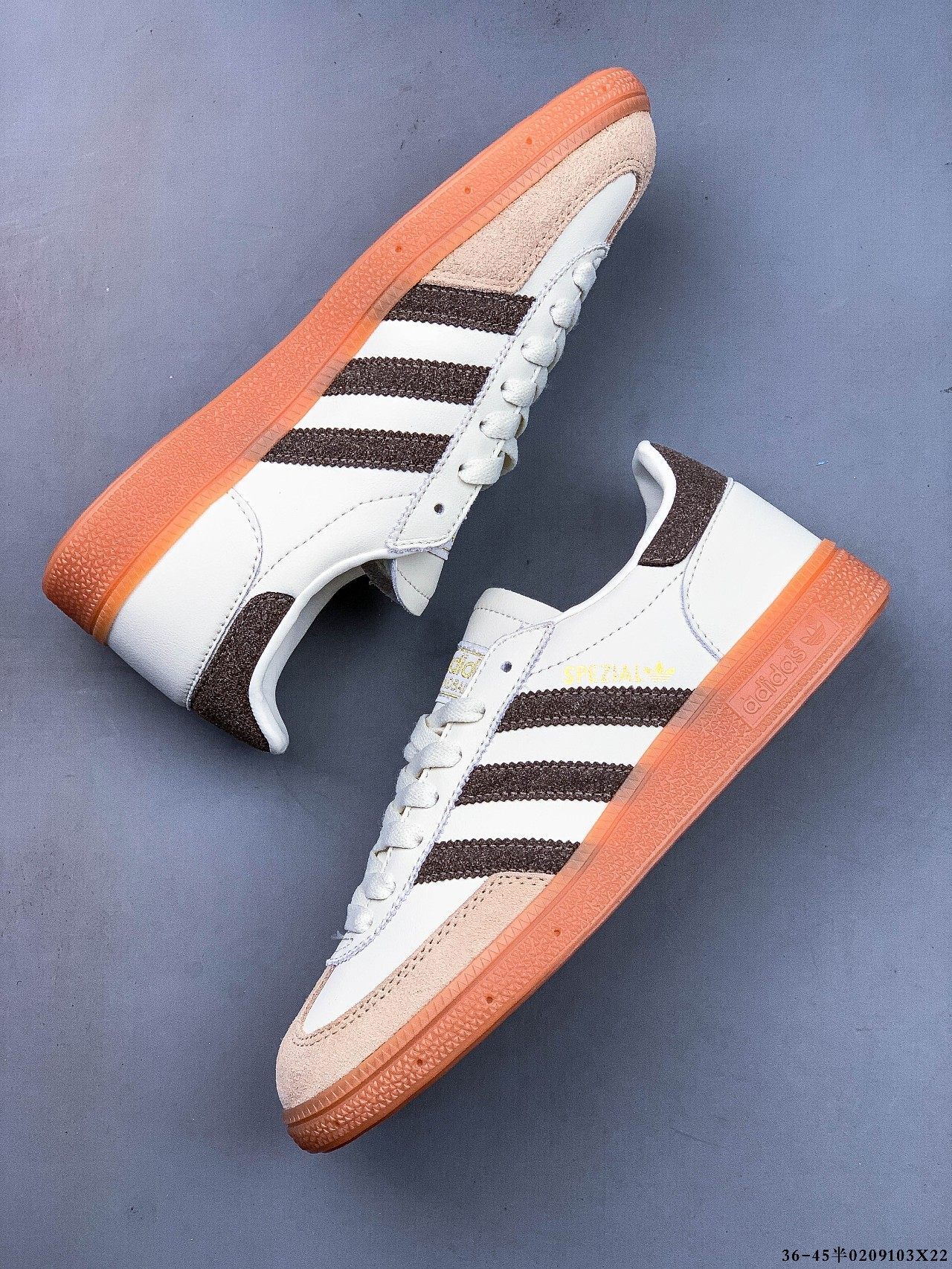 47$ Adidas HANDBALL SPEZIAL size 36-45 half 125240 QT400 gallery