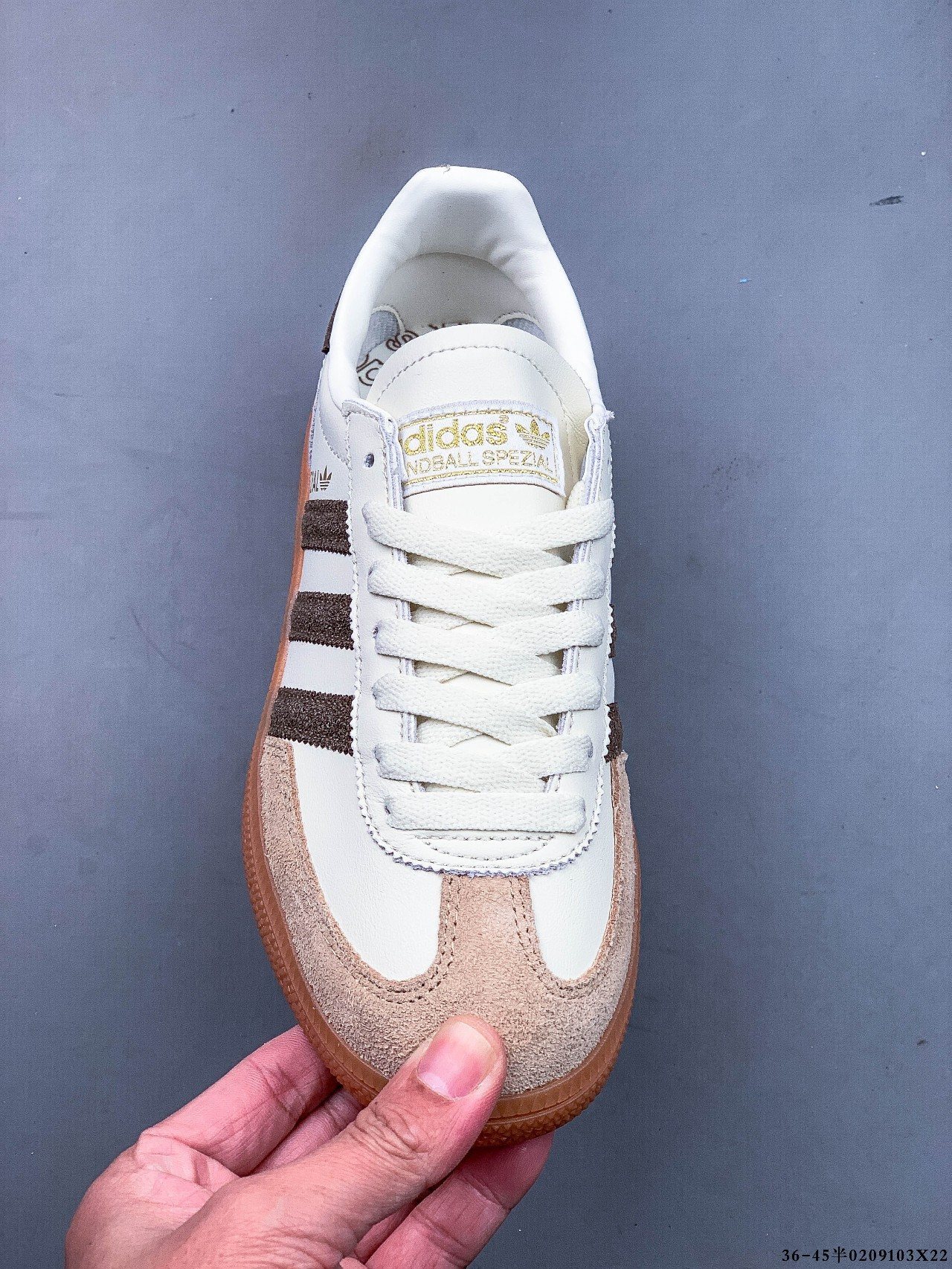 47$ Adidas HANDBALL SPEZIAL size 36-45 half 125240 QT400 gallery