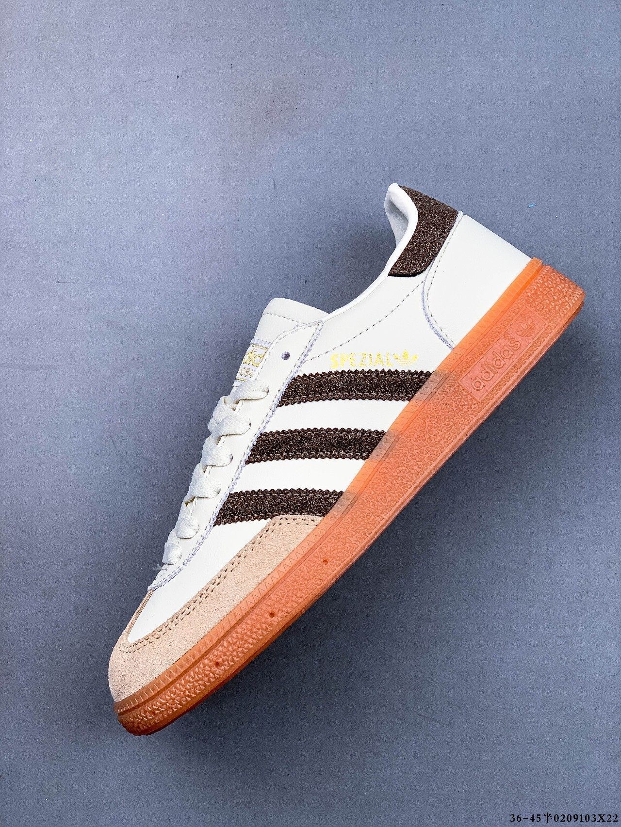 47$ Adidas HANDBALL SPEZIAL size 36-45 half 125240 QT400 gallery