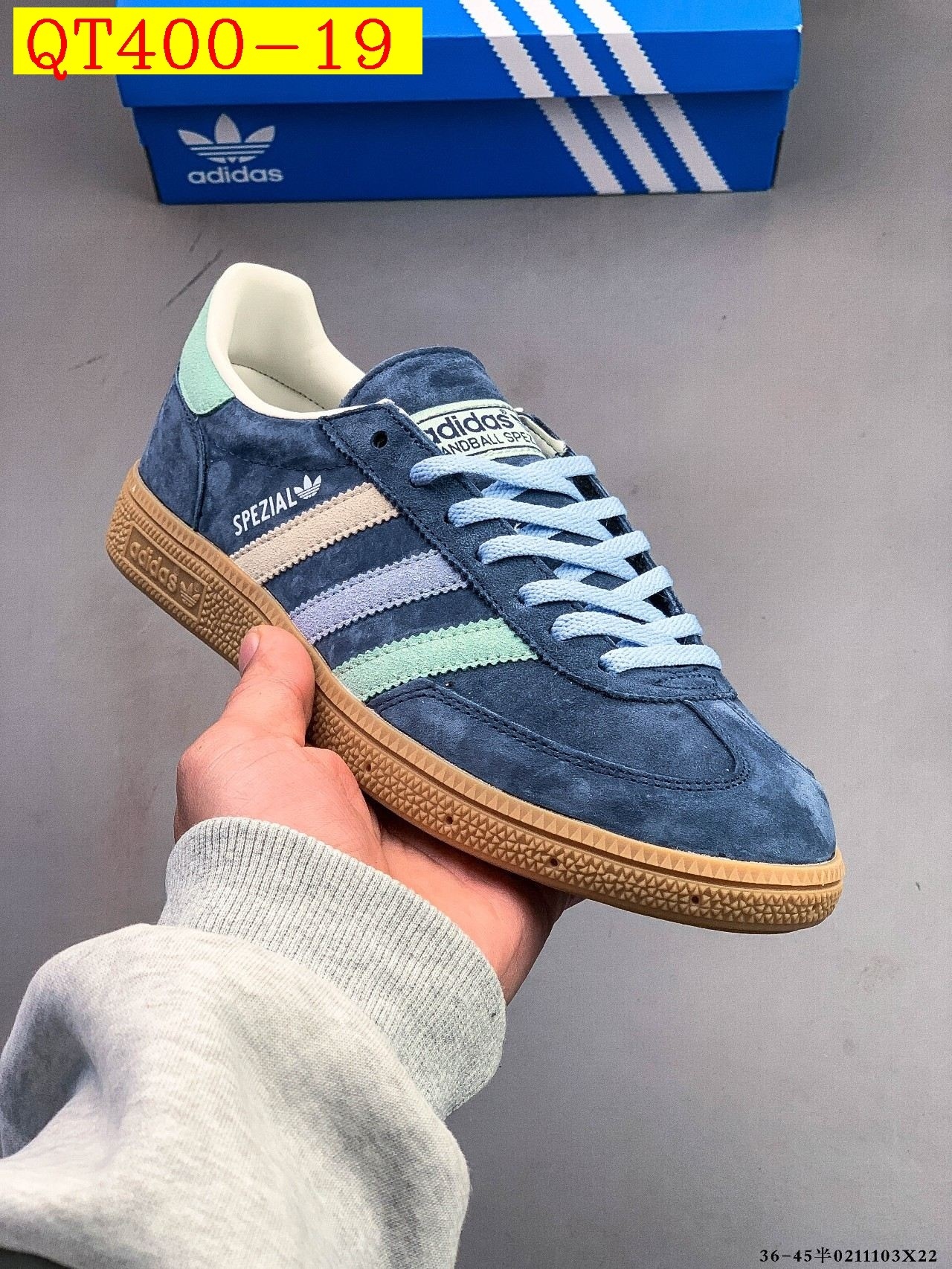 47$ Adidas HANDBALL SPEZIAL size 36-45 half 125240 QT400 gallery
