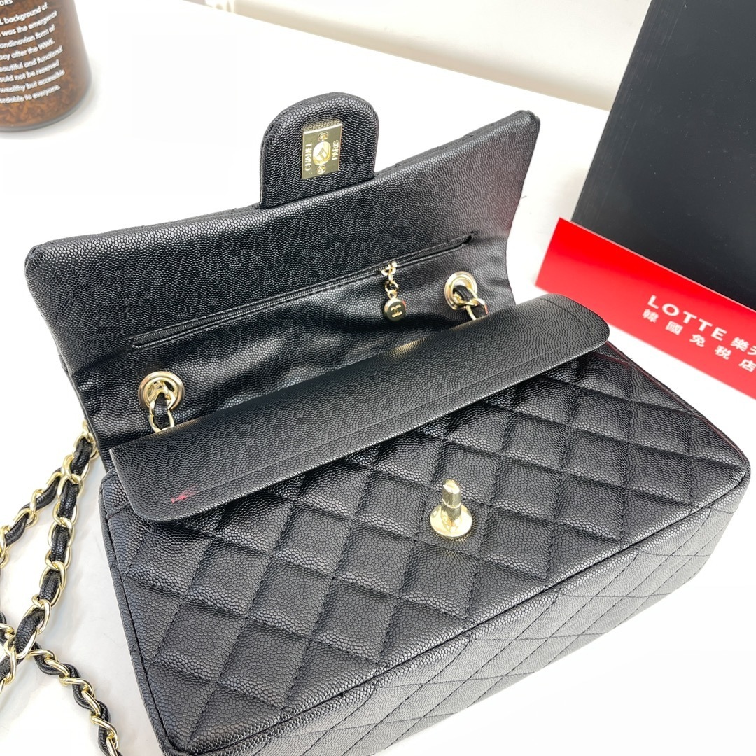 47$ Chanel Shoulder bag size 25x16x8cm 522284 BYA93 gallery