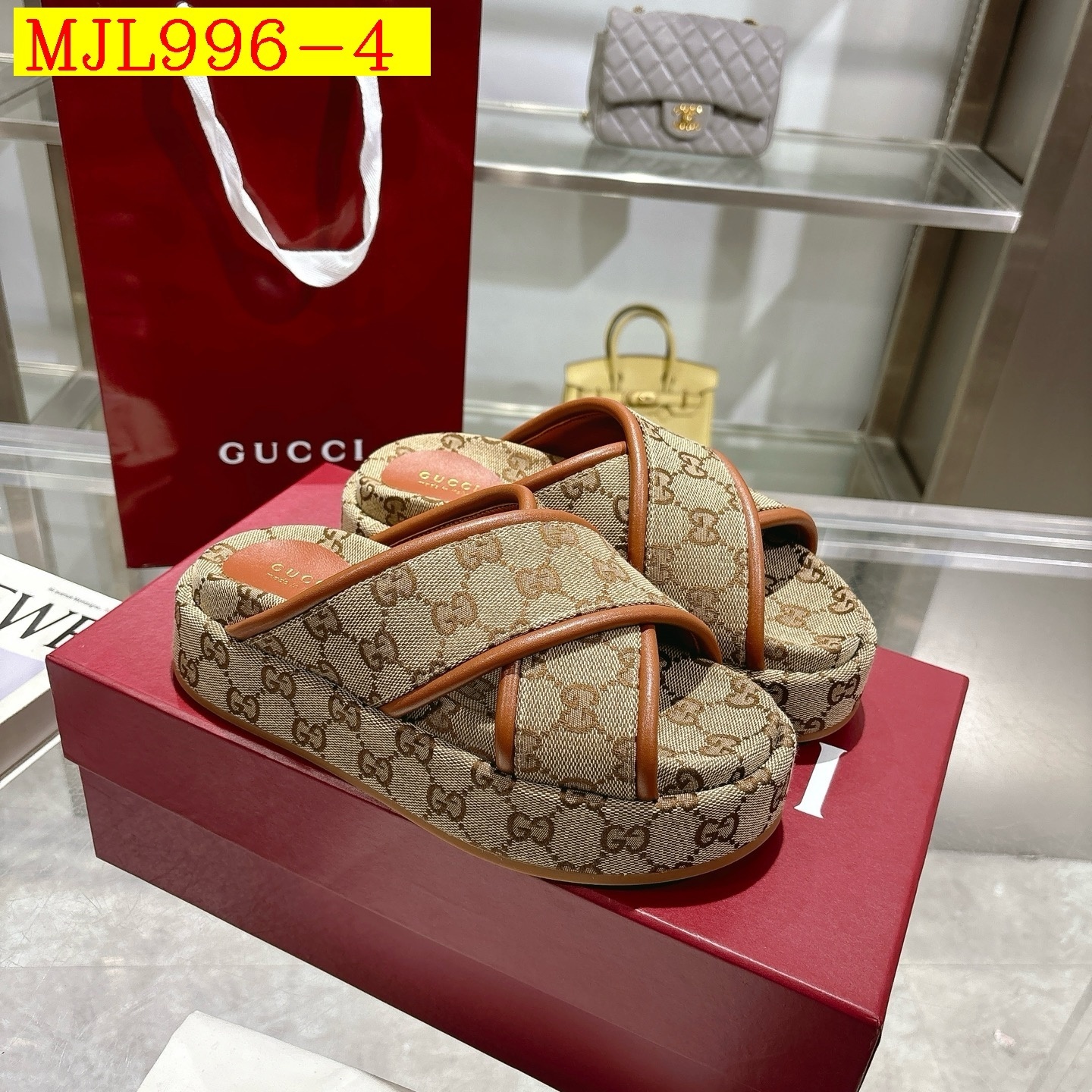 47$ GUCCI size 35-44 823380 MJL996 gallery