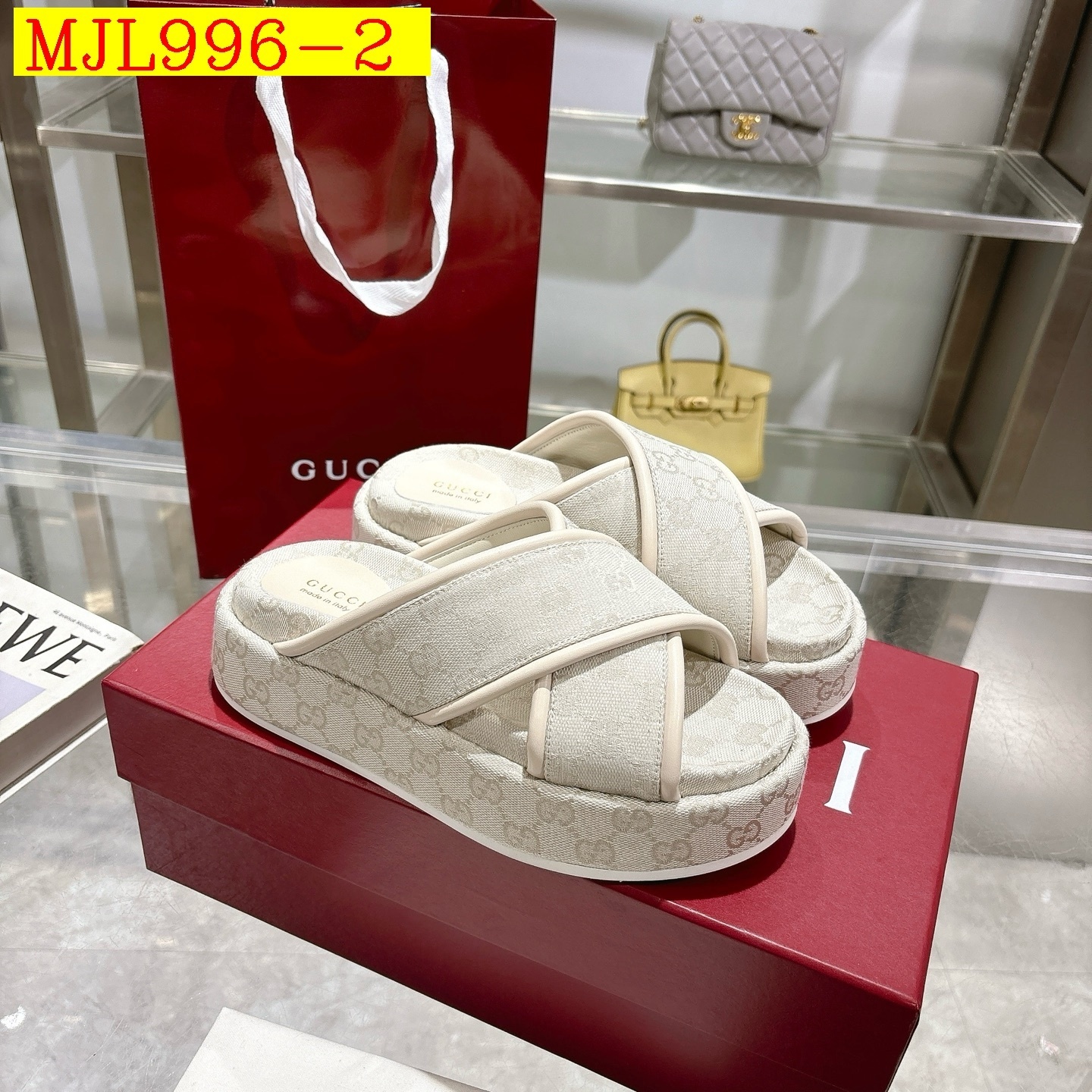 47$ GUCCI size 35-44 823380 MJL996 gallery