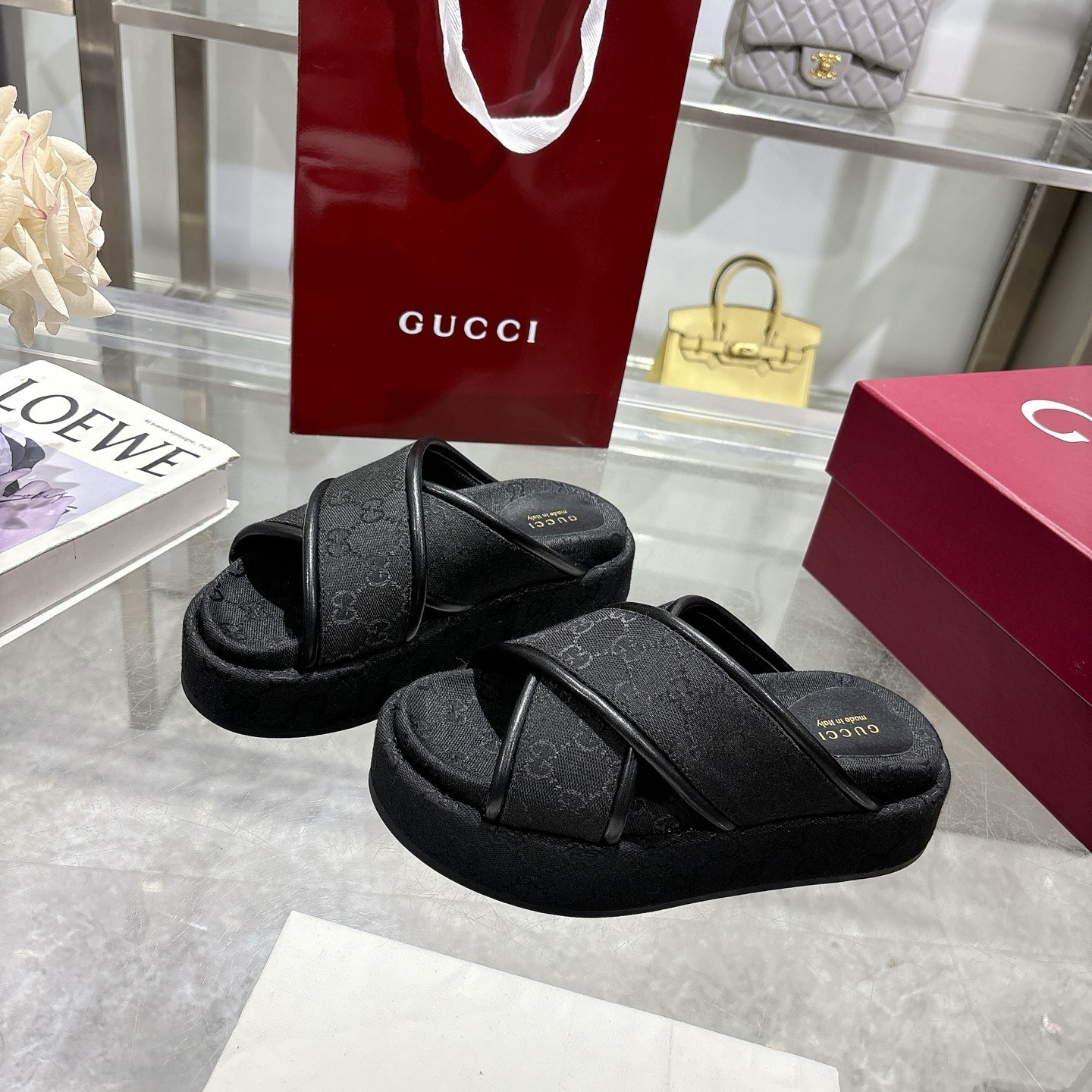 47$ GUCCI size 35-44 823380 MJL996 gallery
