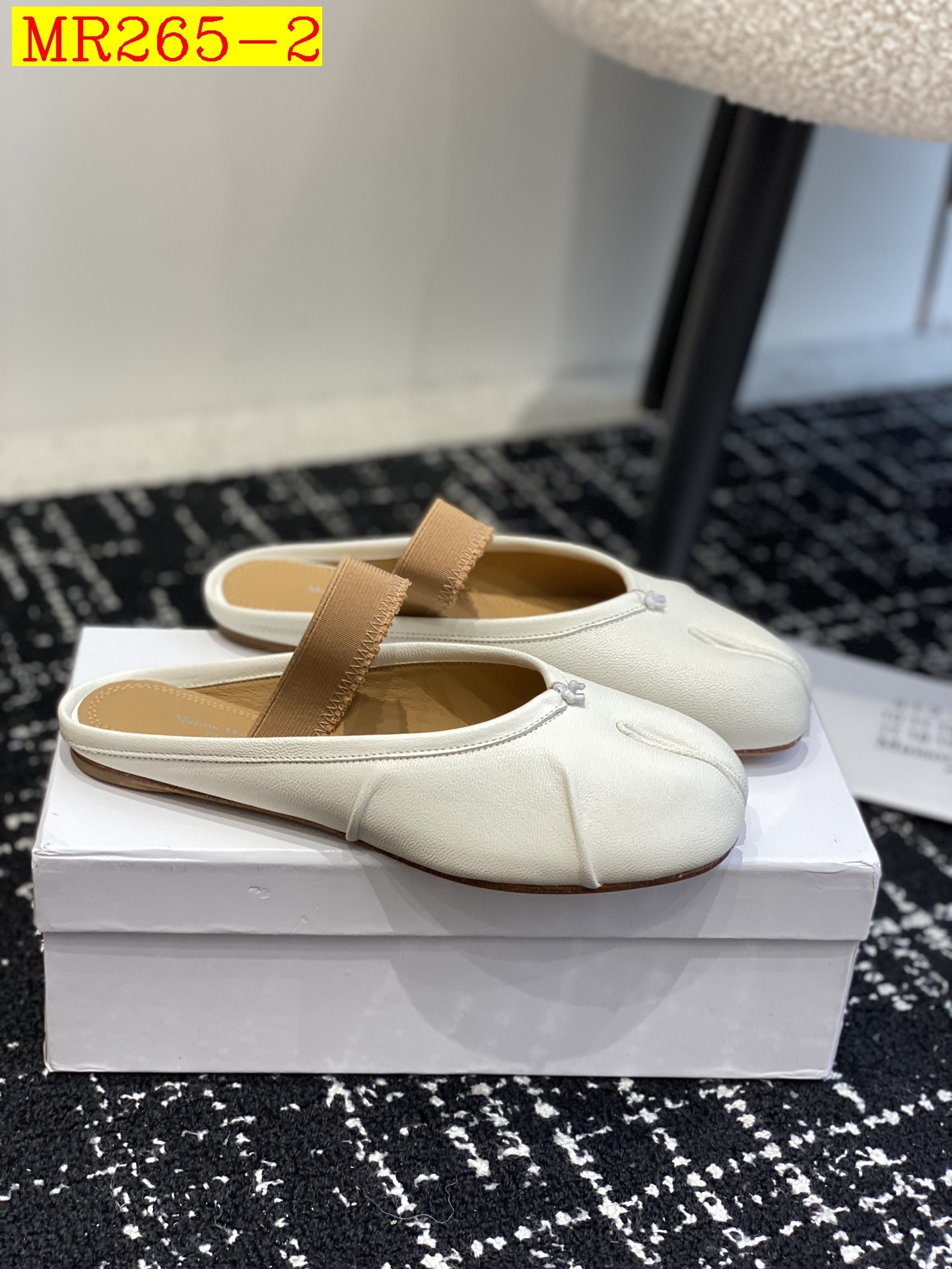 47$ Maison Margiela MM6 24ss Tabi size 35-40 428210 MR265 gallery