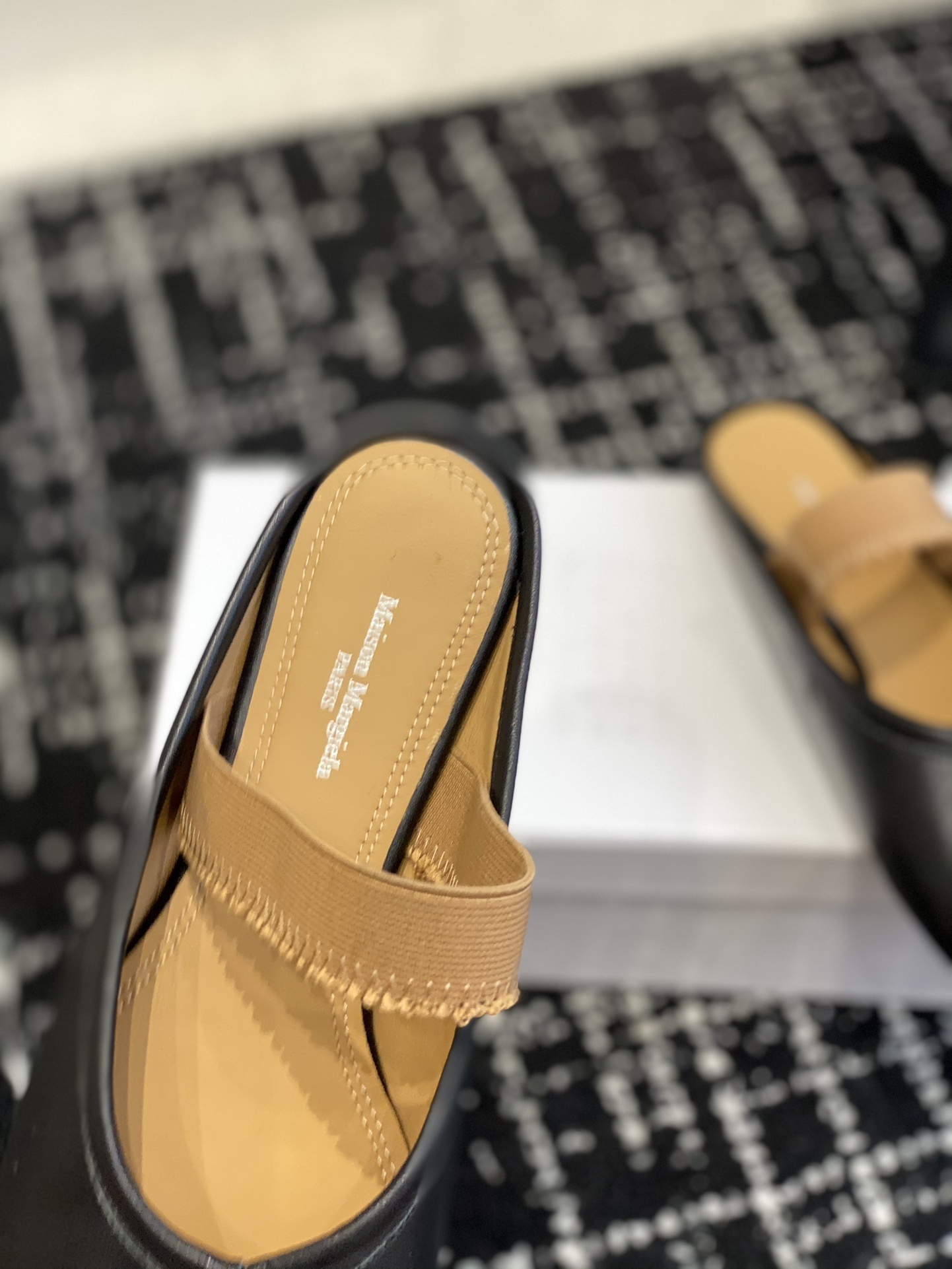 47$ Maison Margiela MM6 24ss Tabi size 35-40 428210 MR265 gallery