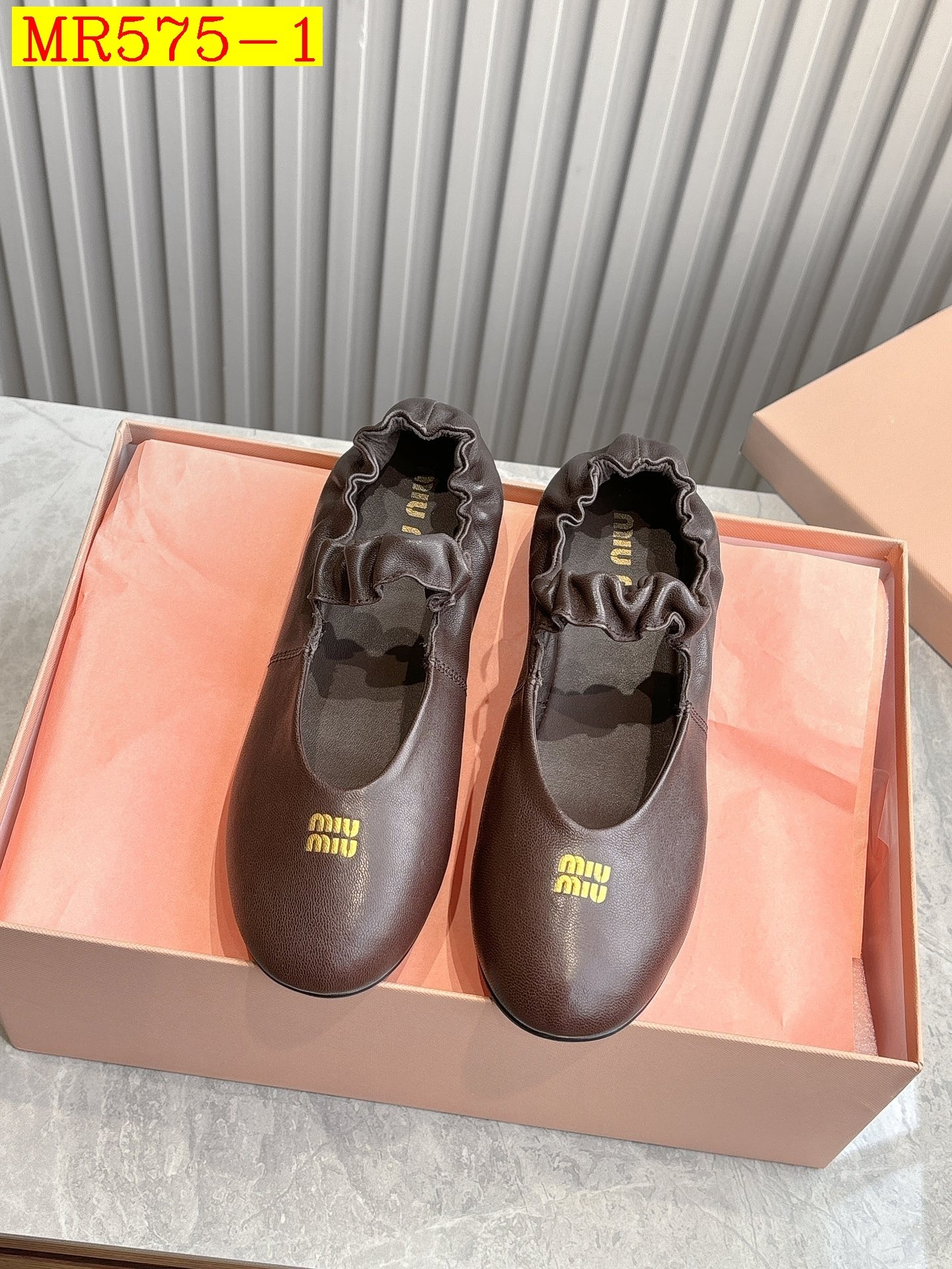 47$ MiuMiu Sheep skin Leather size 35-40 021480 MR575 gallery